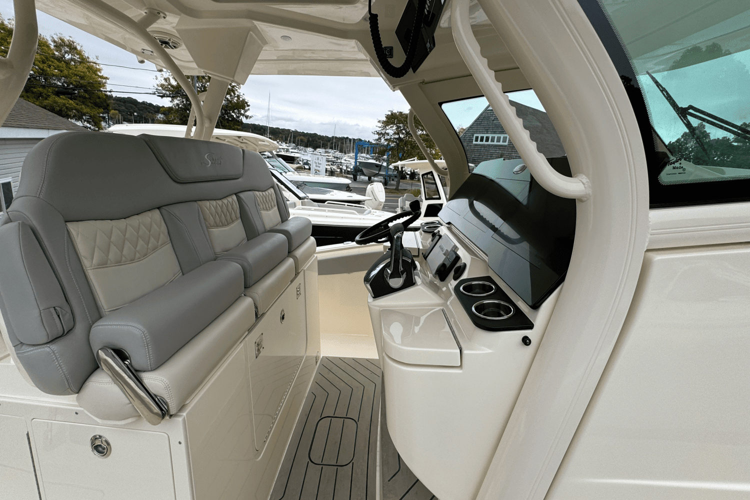 2025 Scout 377 LXF Image Thumbnail #23