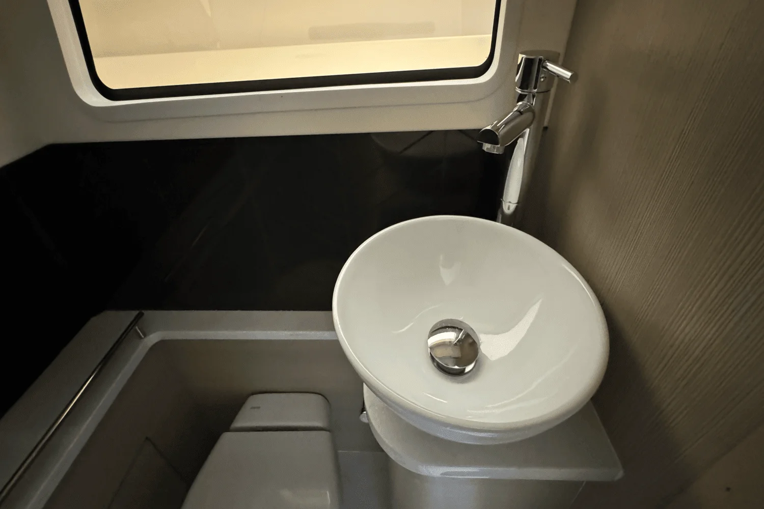 2025 Scout 377 LXF Image Thumbnail #52