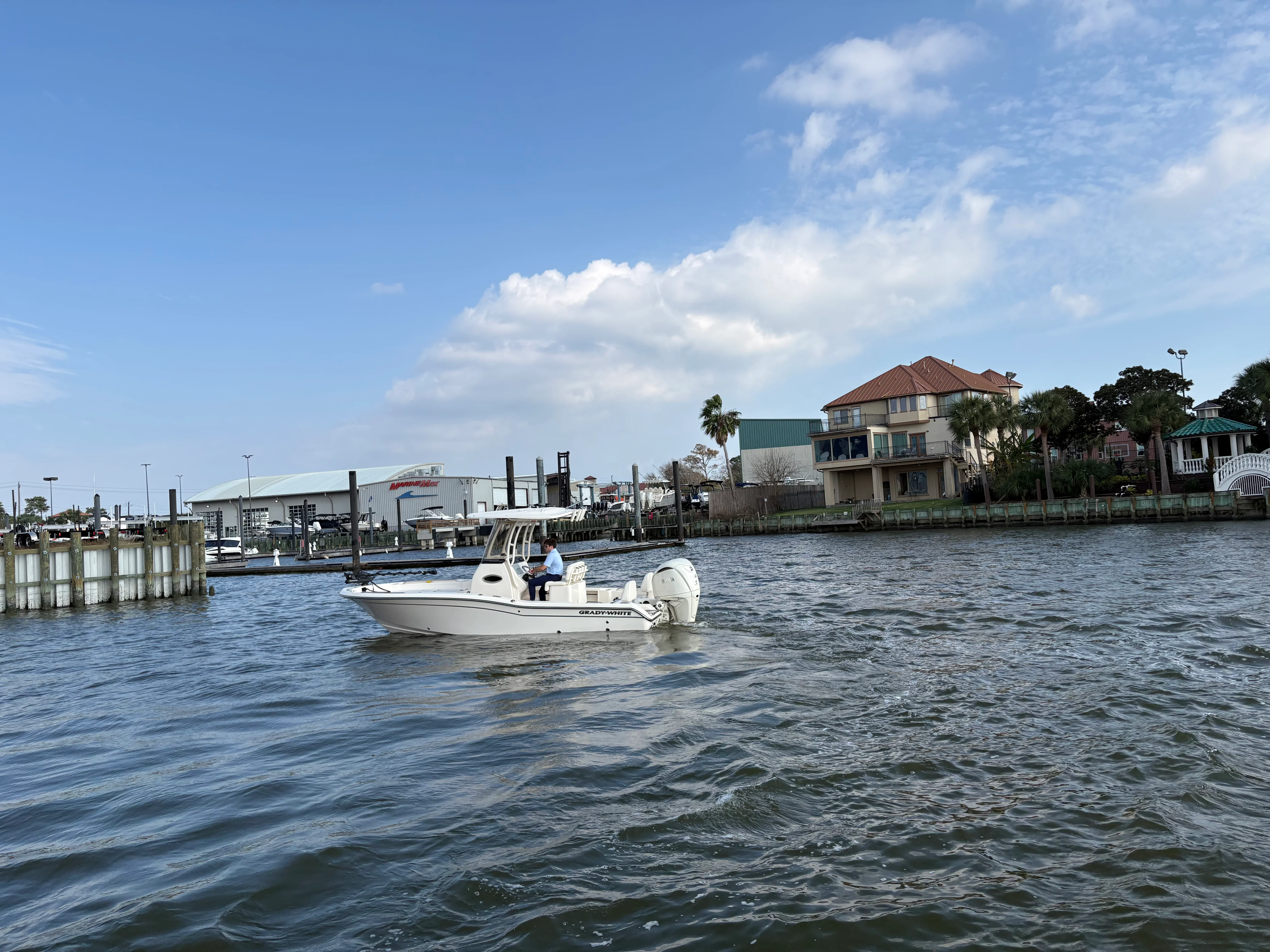 2024 Grady-White 231 CE Image Thumbnail #5