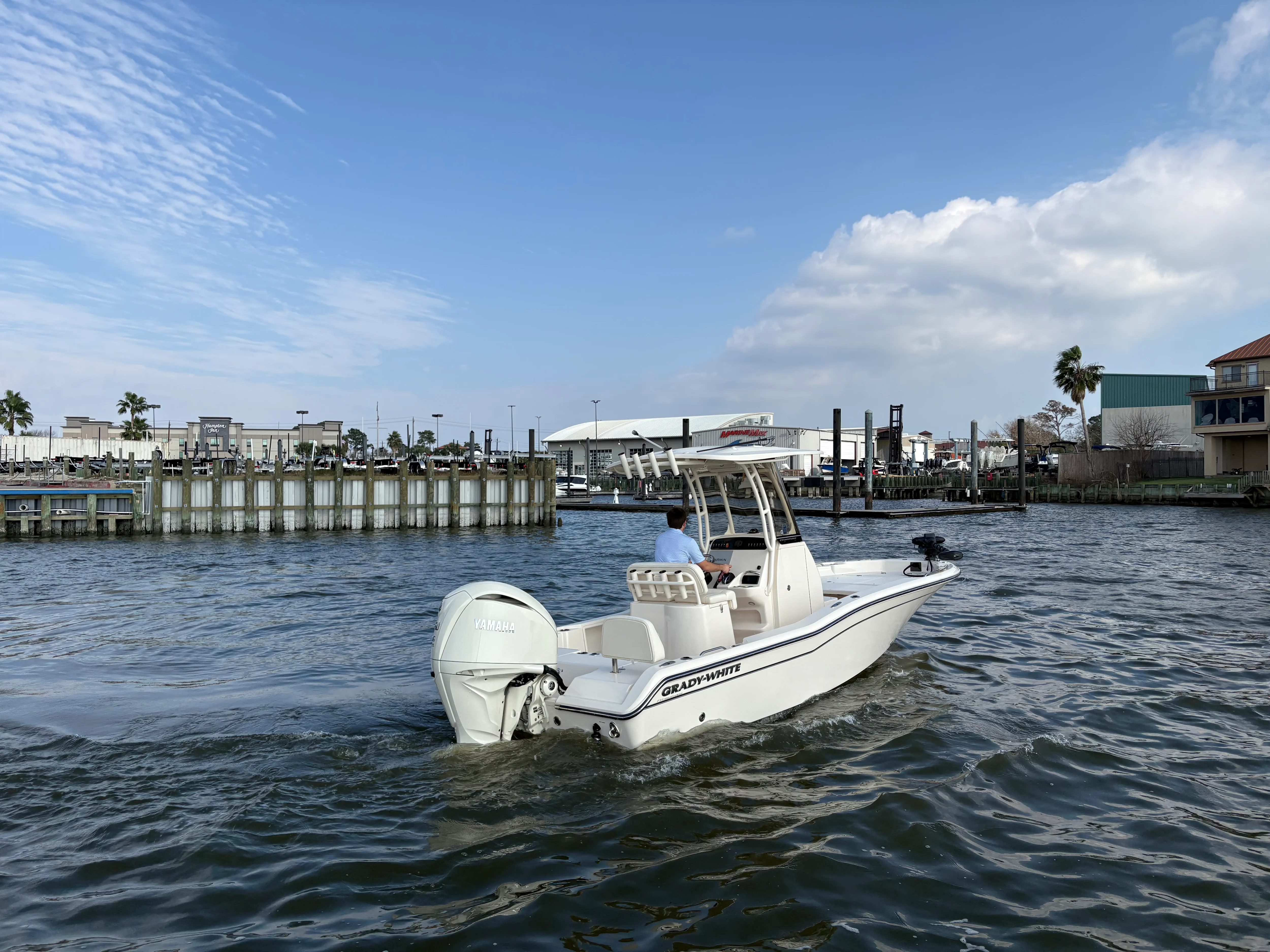 2024 Grady-White 231 CE Image Thumbnail #2