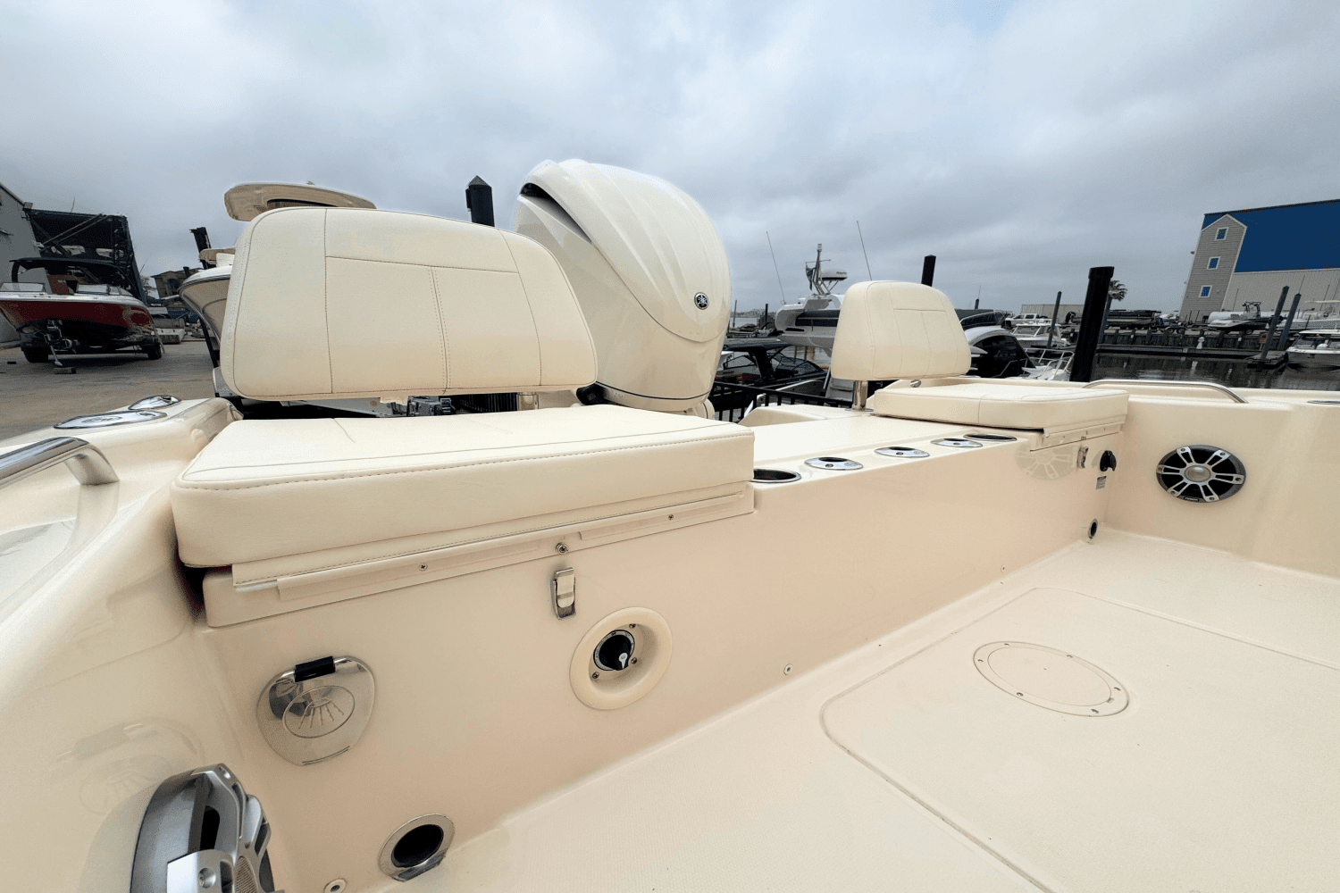 2024 Grady-White 231 CE Image Thumbnail #10