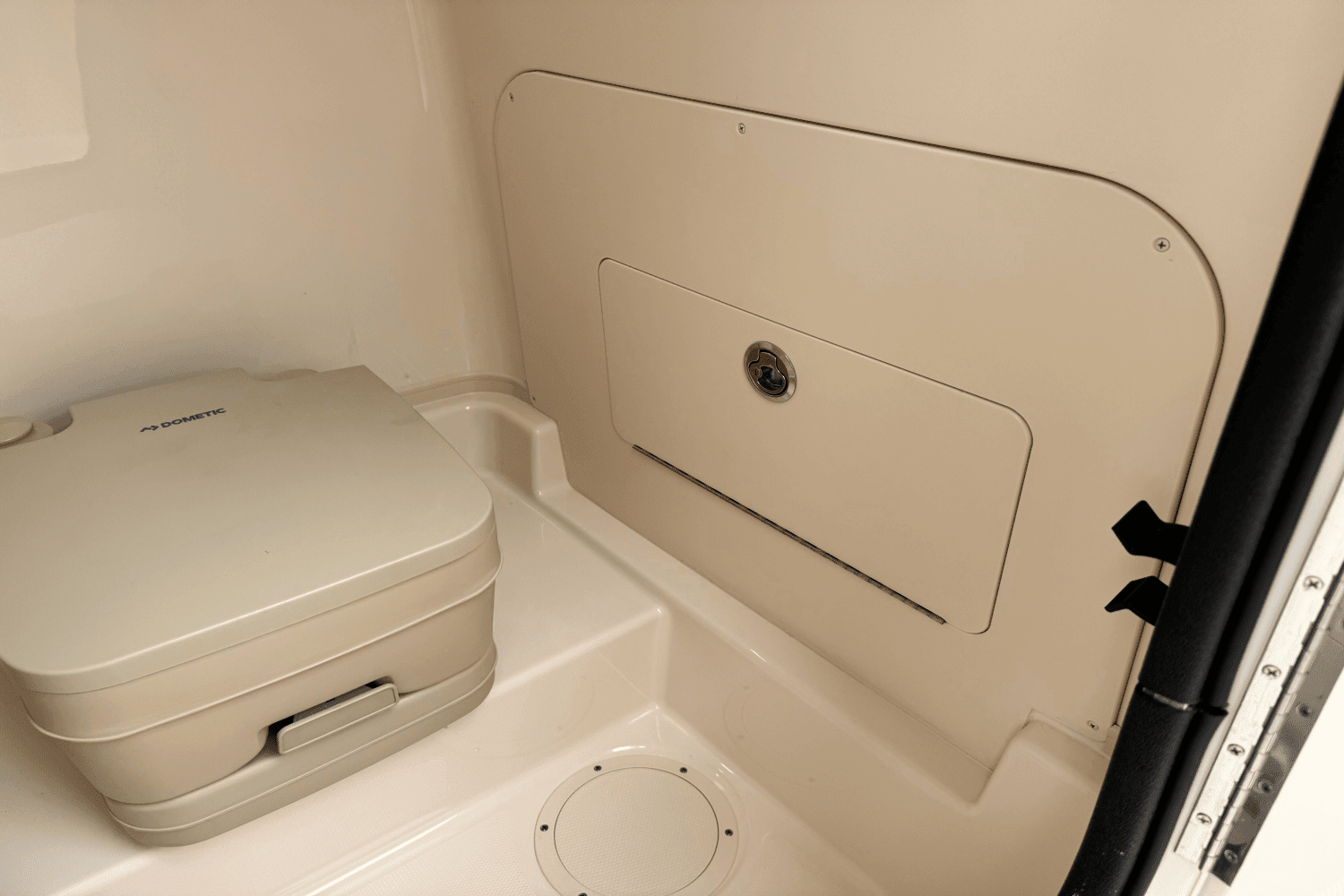 2024 Grady-White 231 CE Image Thumbnail #13