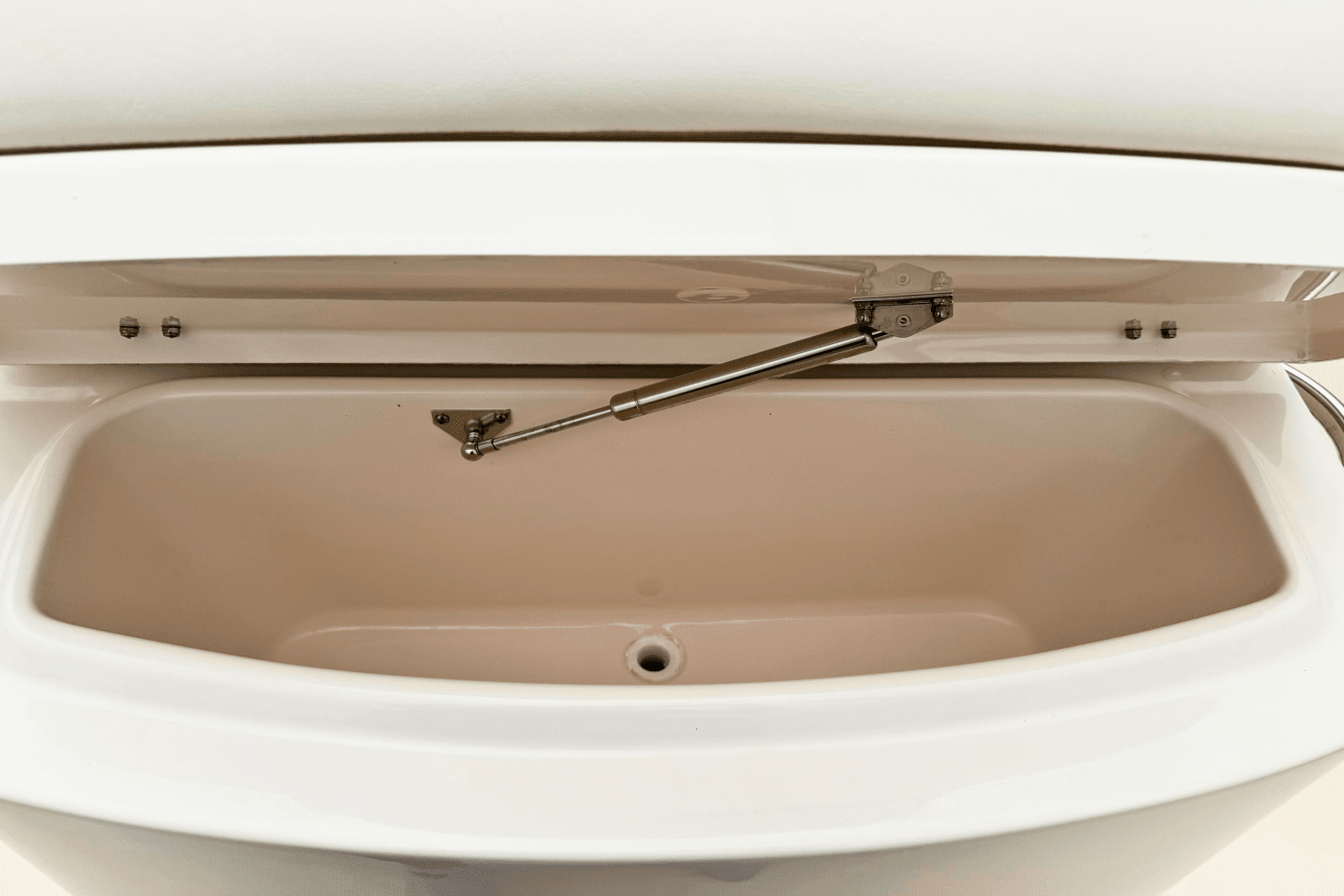 2024 Grady-White 231 CE Image Thumbnail #9