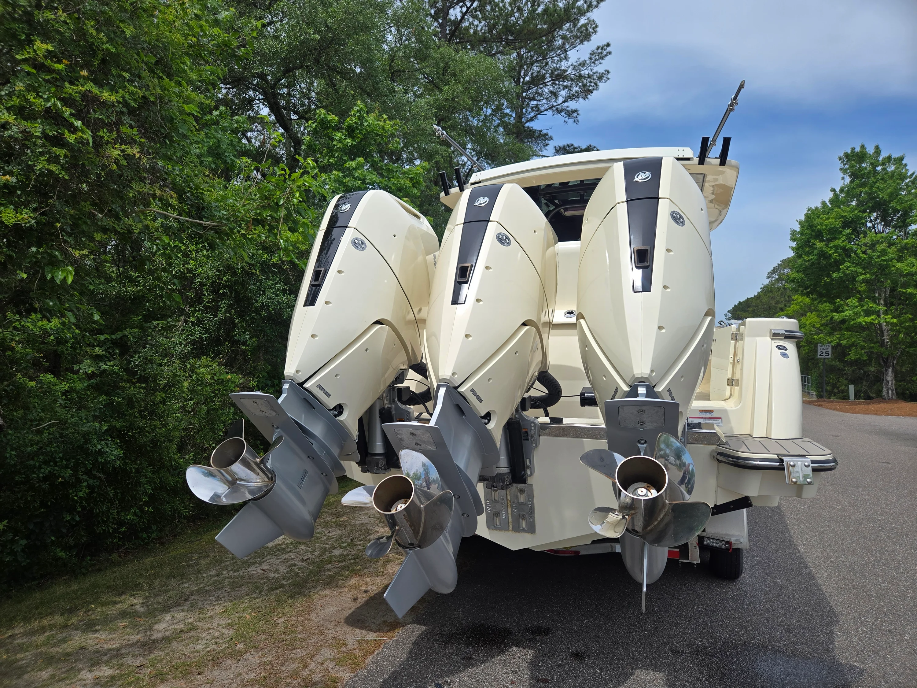 2025 Scout 377 LXF Image Thumbnail #1