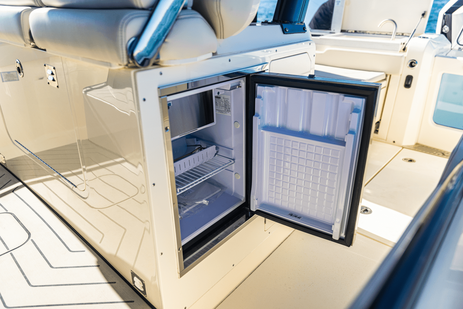 2025 Scout 377 LXF Image Thumbnail #39