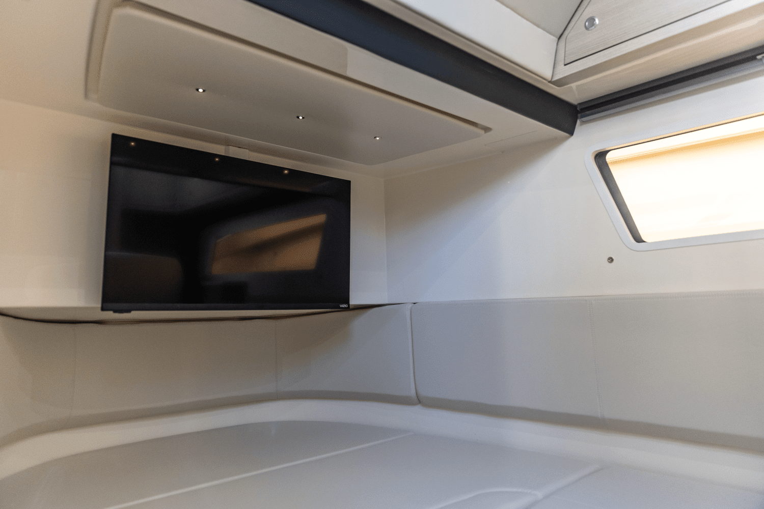 2025 Scout 377 LXF Image Thumbnail #47