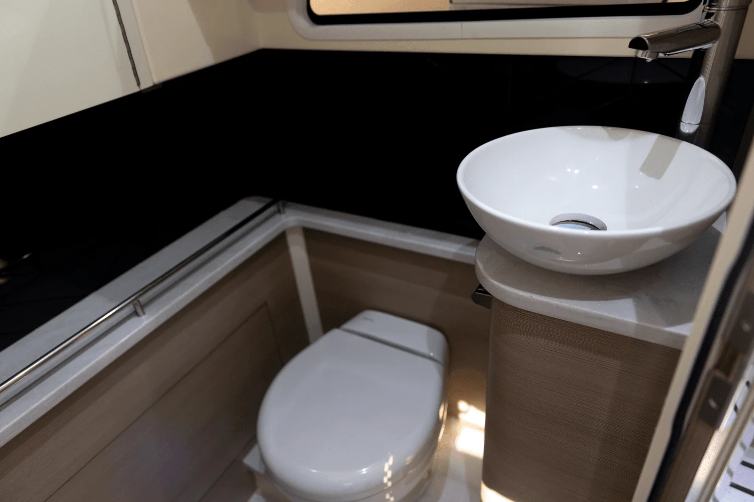 2025 Scout 377 LXF Image Thumbnail #42