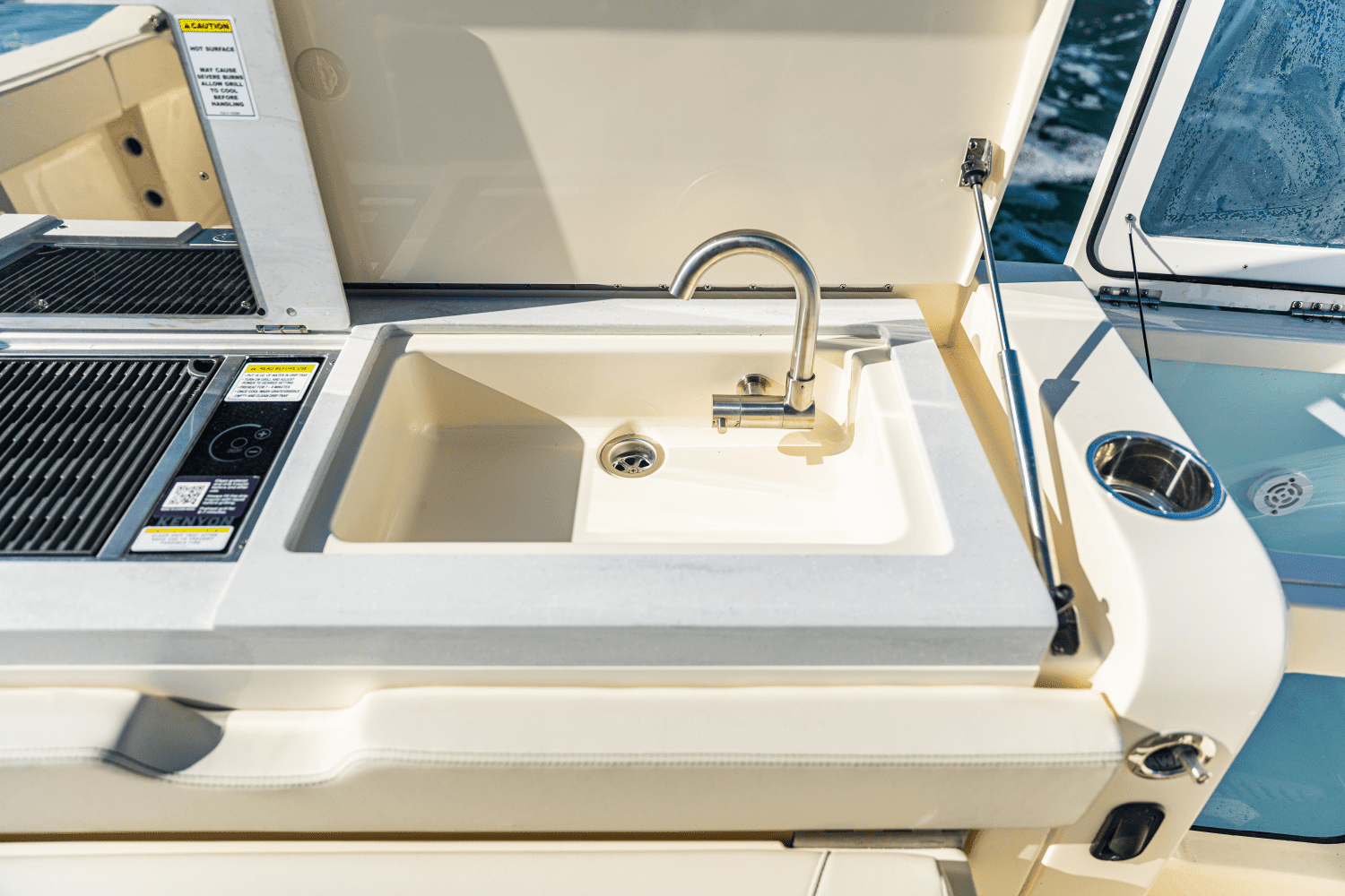 2025 Scout 377 LXF Image Thumbnail #17