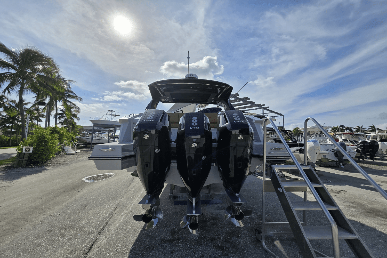 Thumbnail 3 for 2024 Cruisers Yachts 38 GLS South Beach Outboard