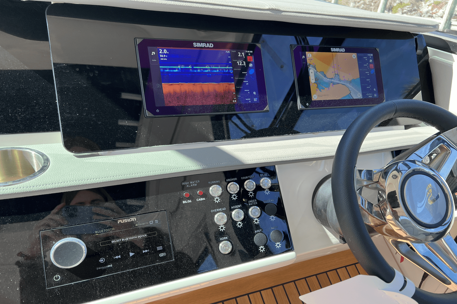 2024 Sea Ray Sundancer 320 Outboard Image Thumbnail #19