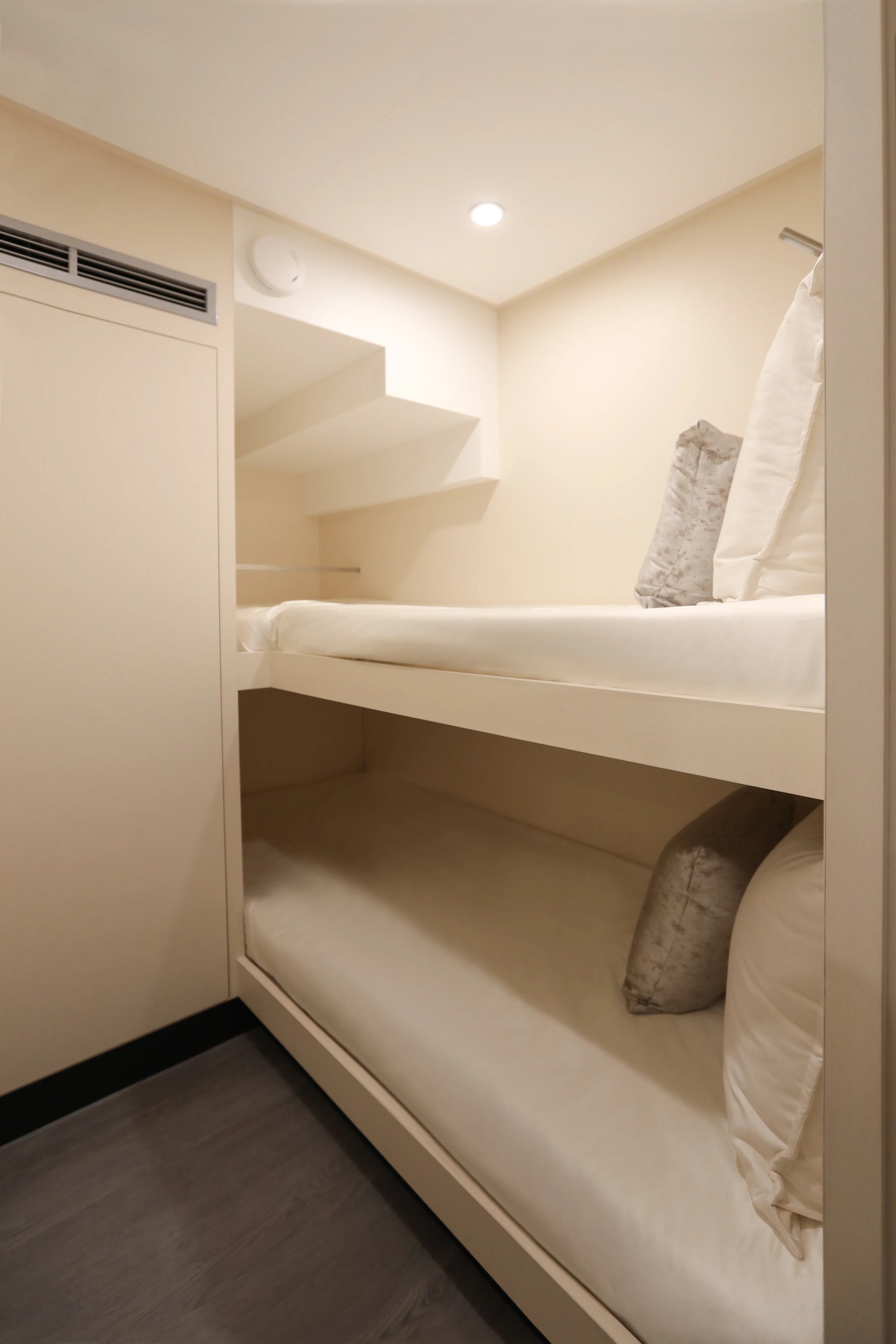 2026 Ocean Alexander 28L Image Thumbnail #38