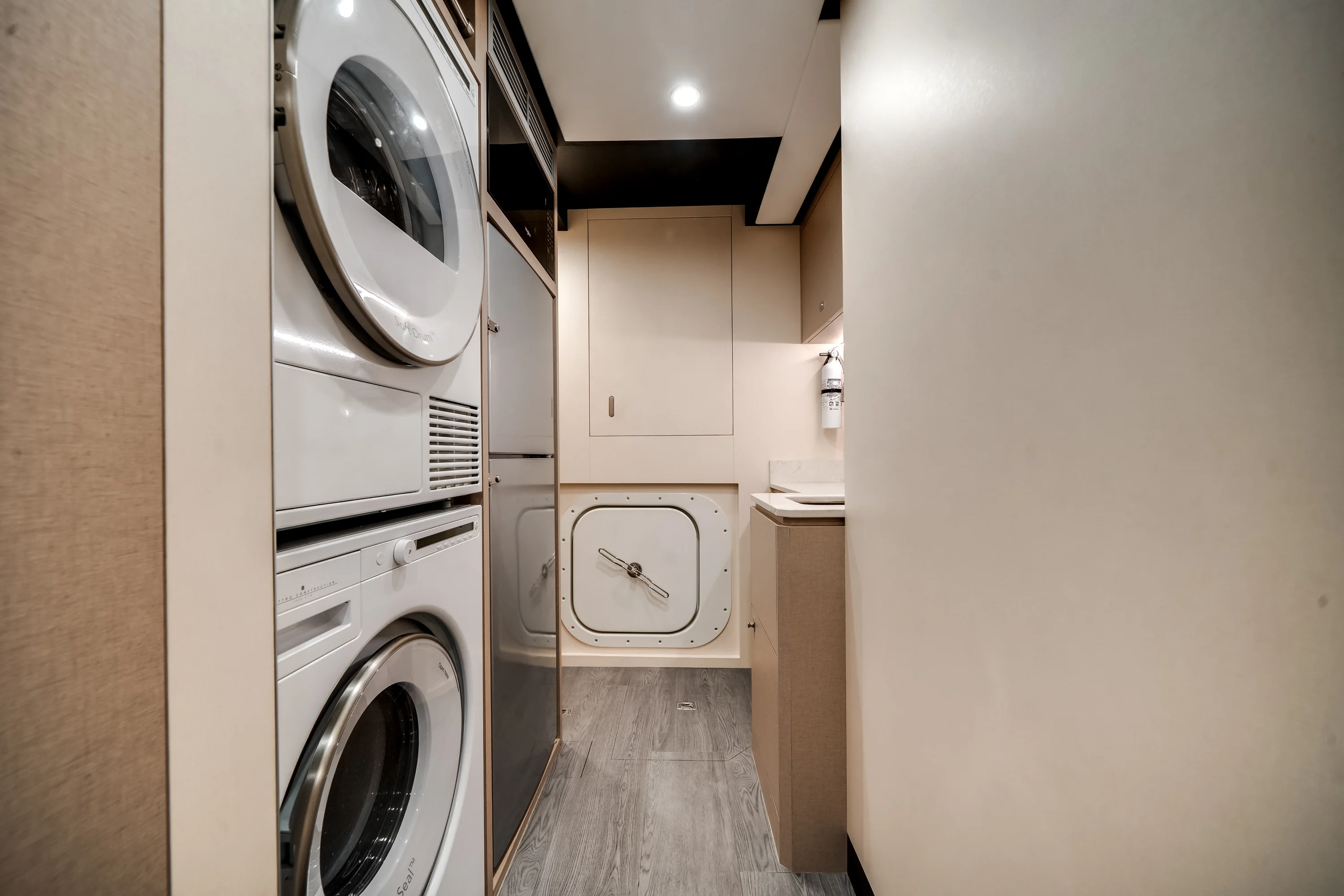 2026 Ocean Alexander 30R Image Thumbnail #71