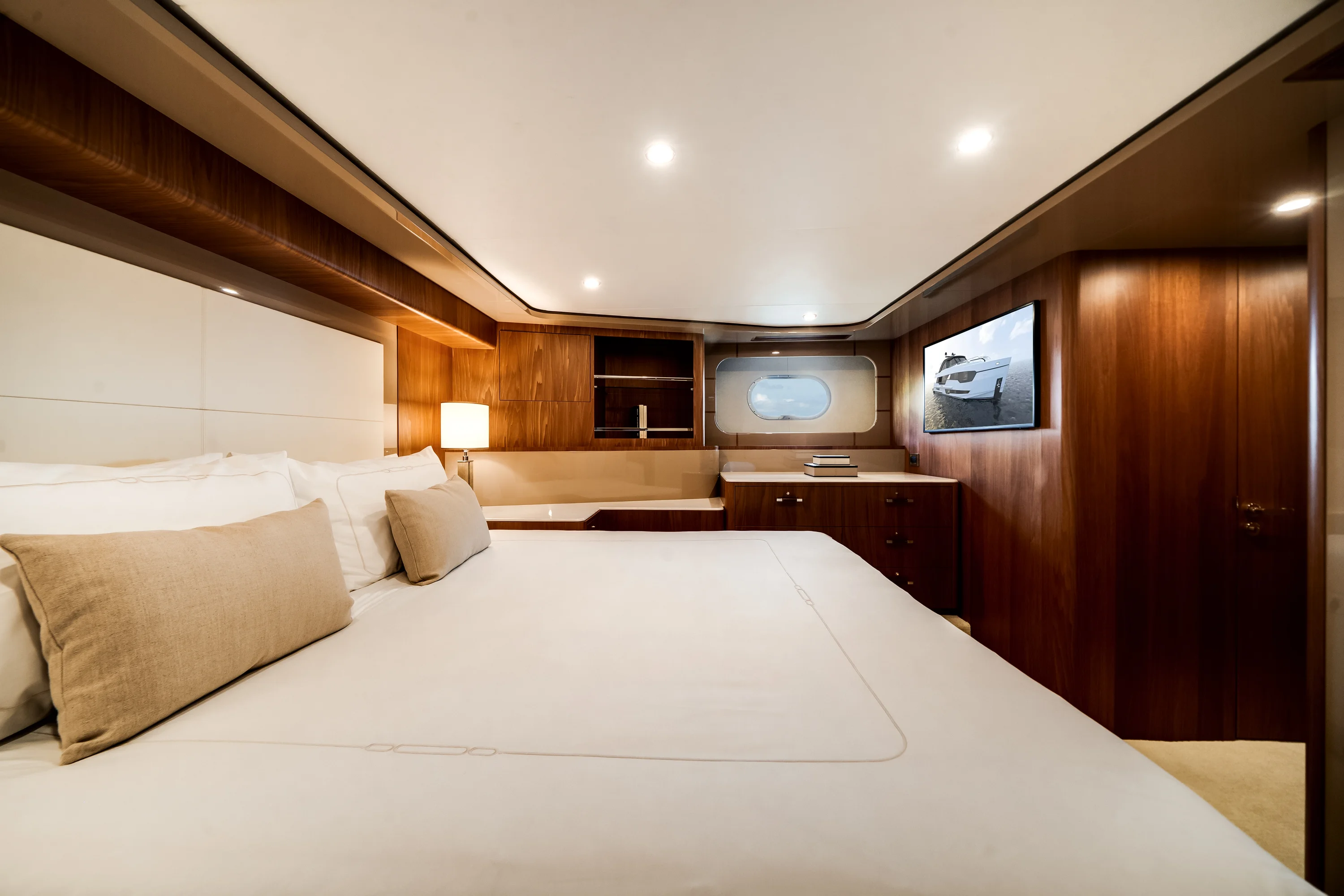 2026 Ocean Alexander 30R Image Thumbnail #2