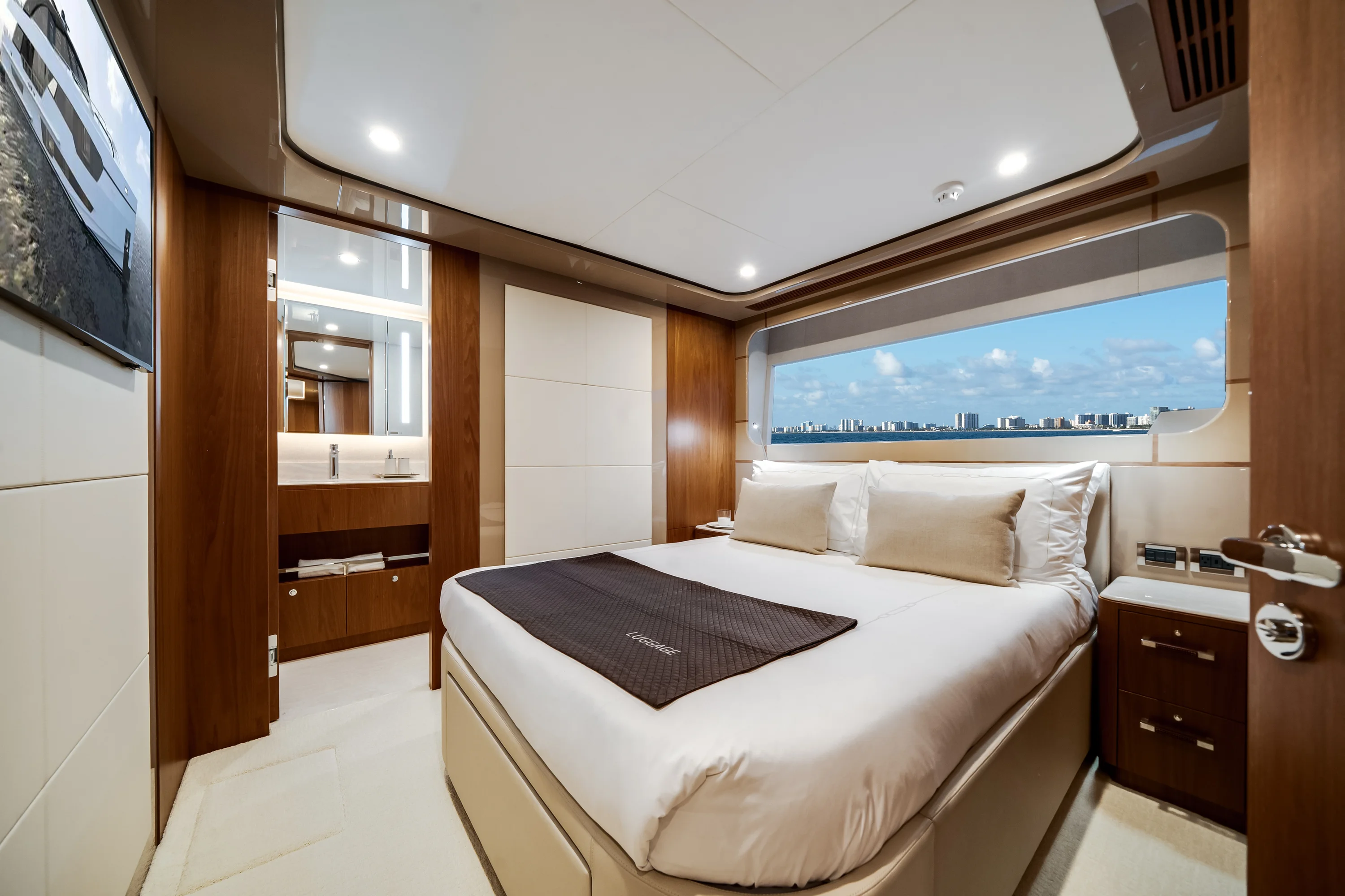 2026 Ocean Alexander 30R Image Thumbnail #15