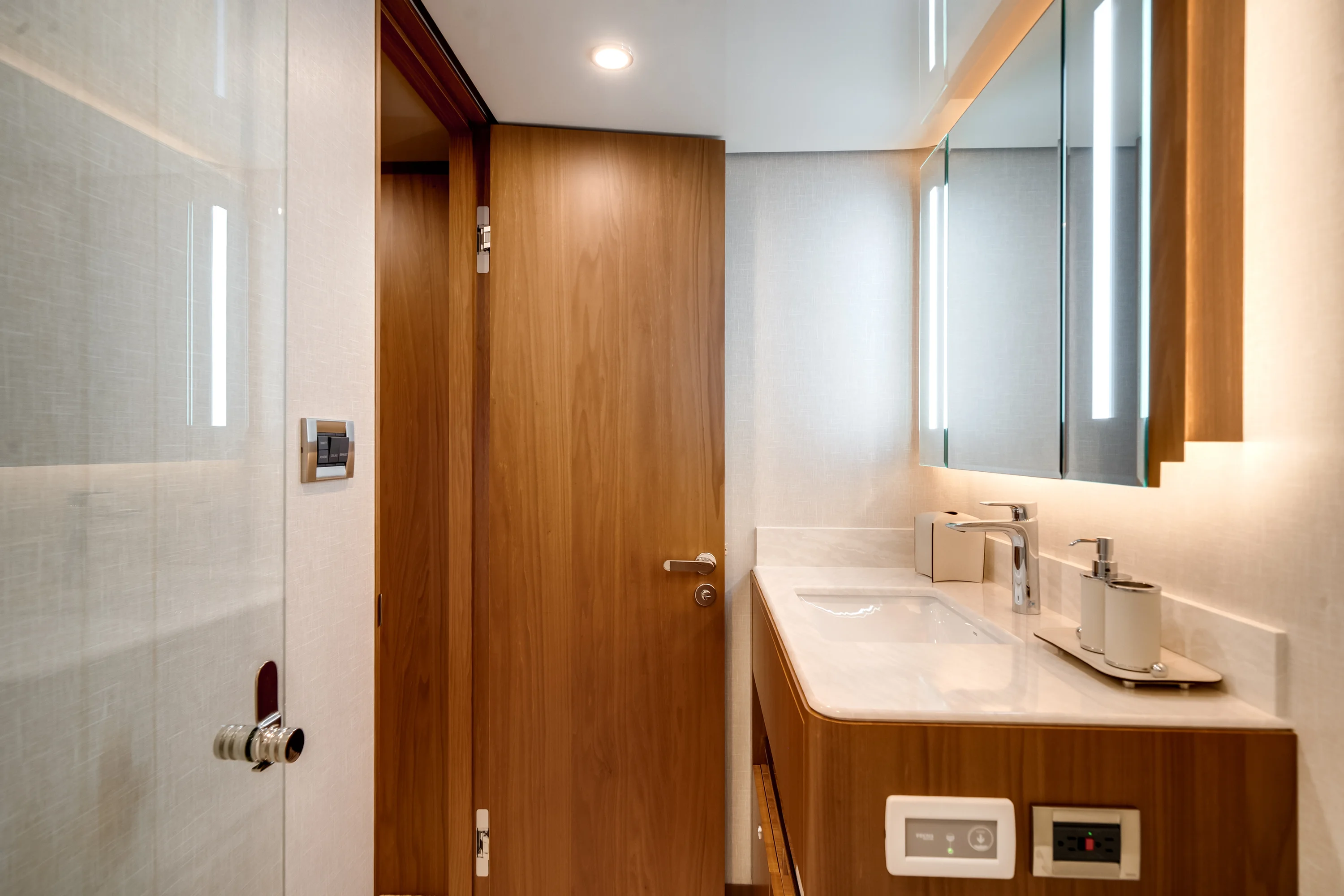 2026 Ocean Alexander 30R Image Thumbnail #21