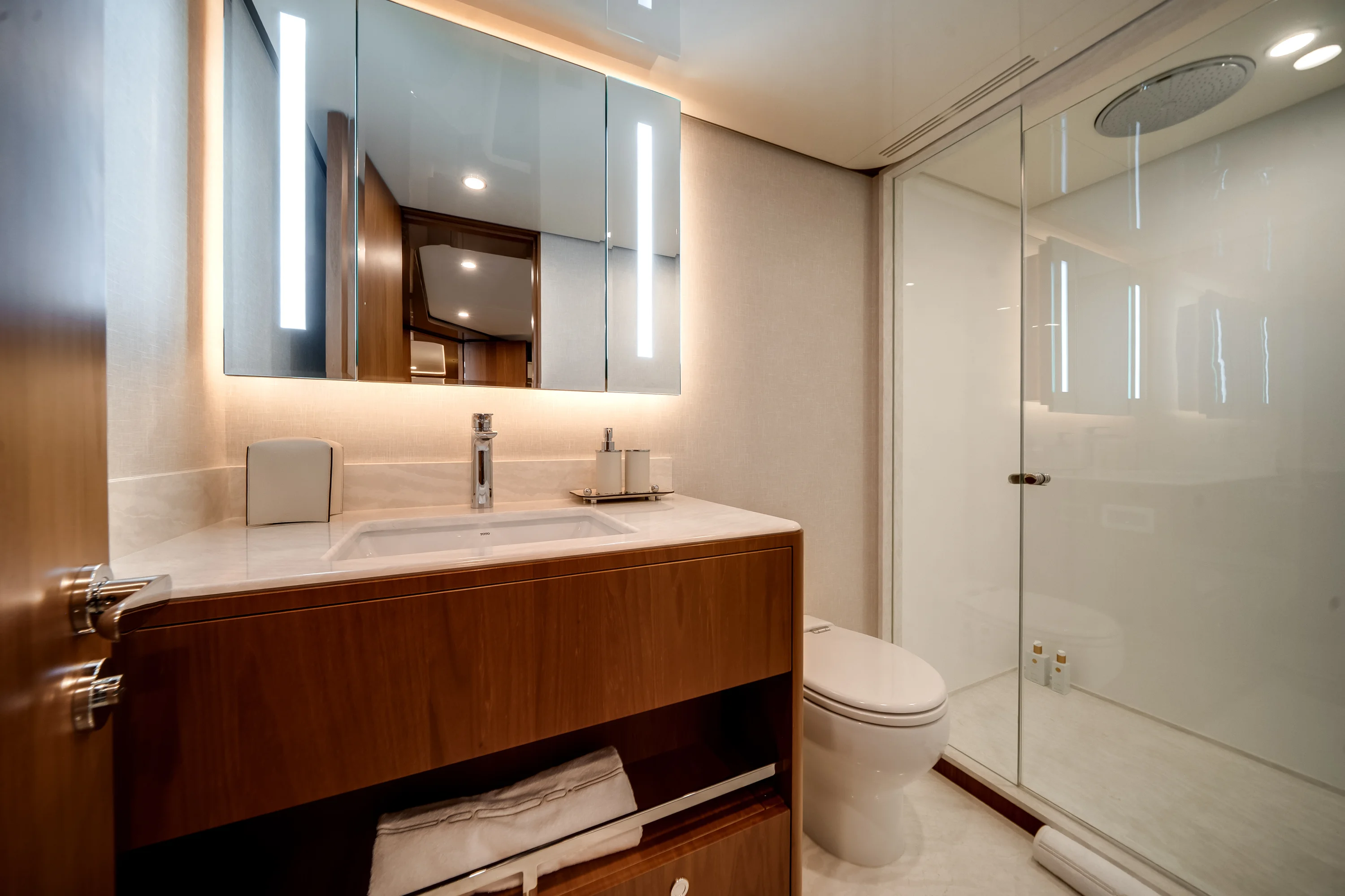 2026 Ocean Alexander 30R Image Thumbnail #19