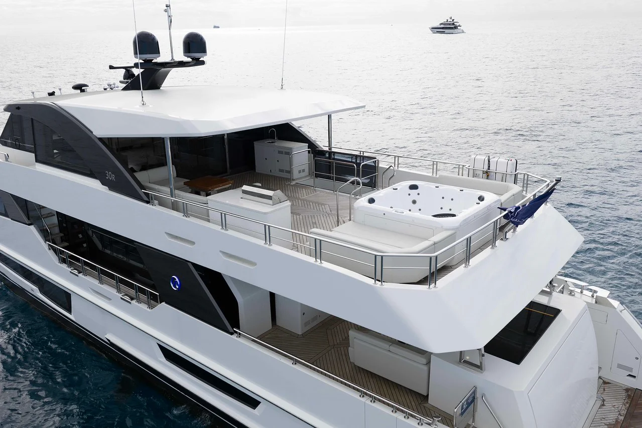 2026 Ocean Alexander 30R Image Thumbnail #6