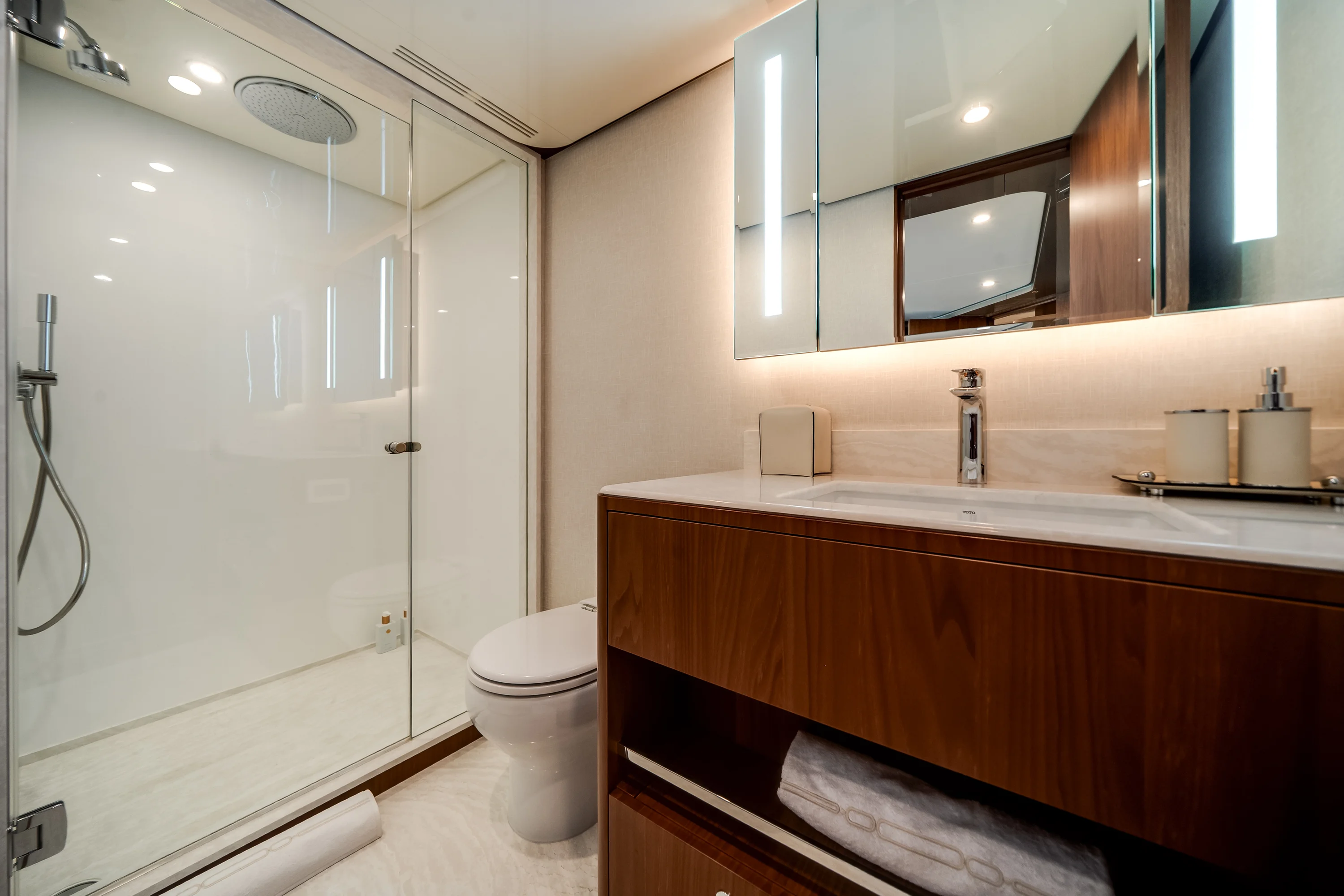 2026 Ocean Alexander 30R Image Thumbnail #13