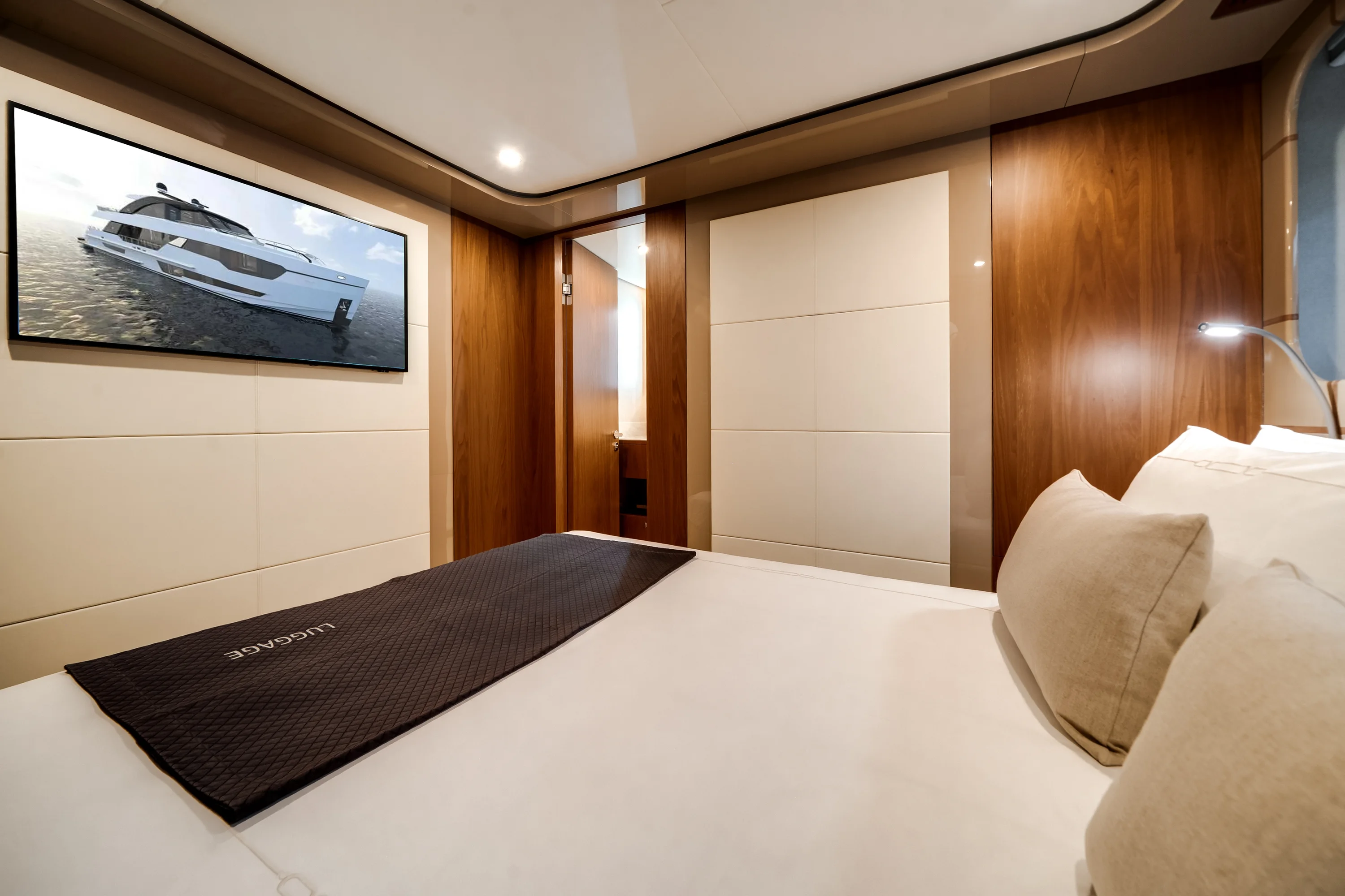 2026 Ocean Alexander 30R Image Thumbnail #17