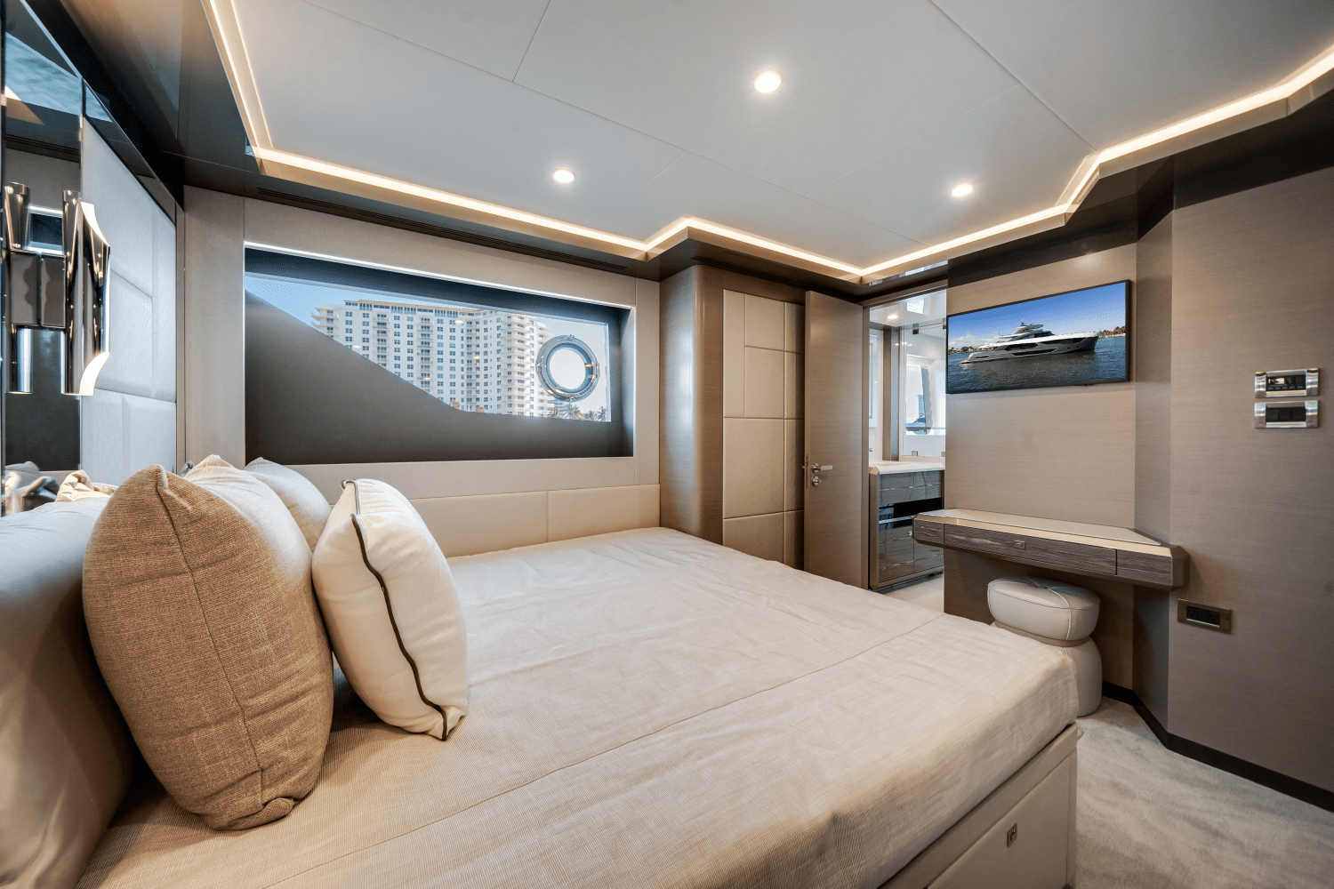 2025 Ocean Alexander 35R Image Thumbnail #68