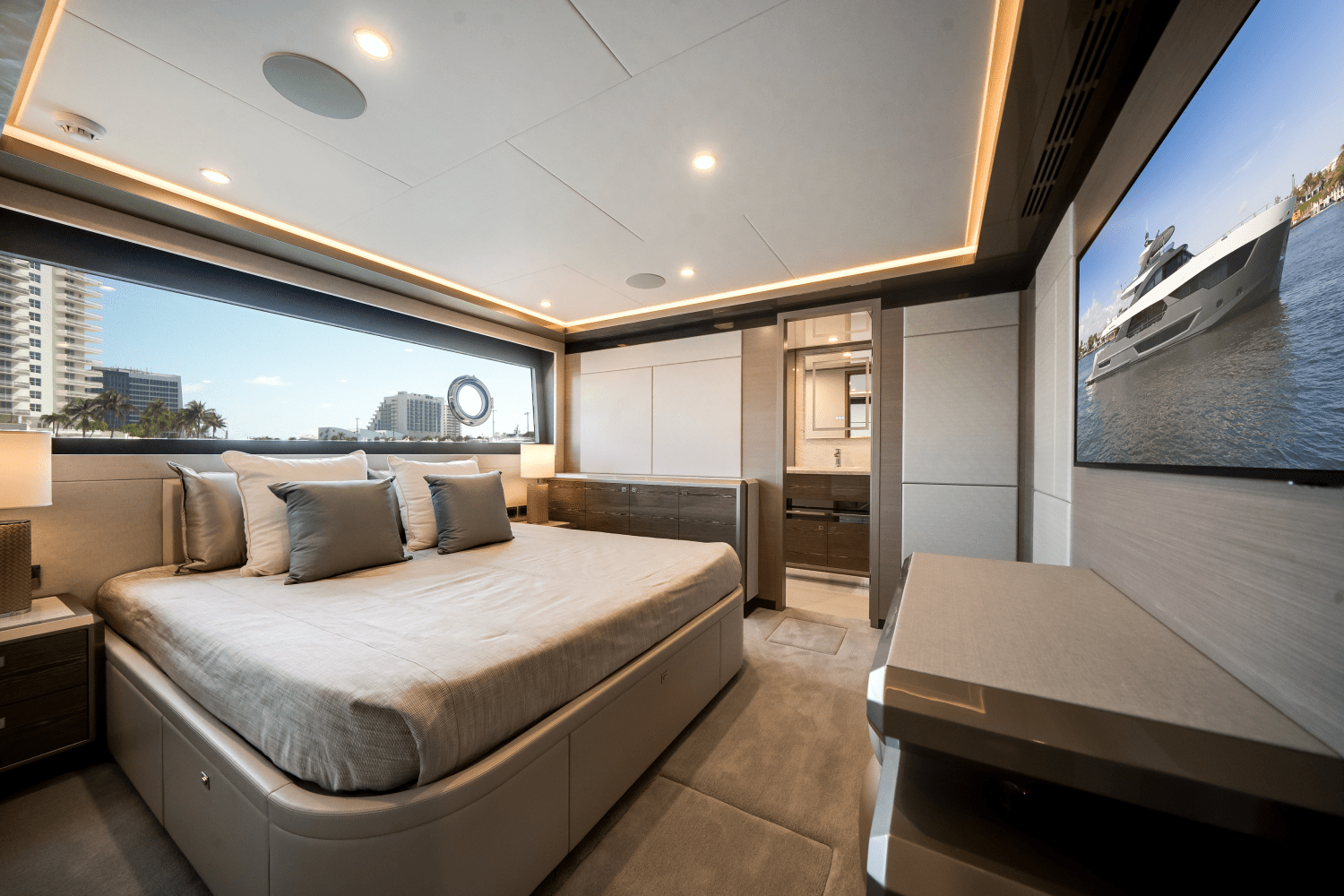 2025 Ocean Alexander 35R Image Thumbnail #64