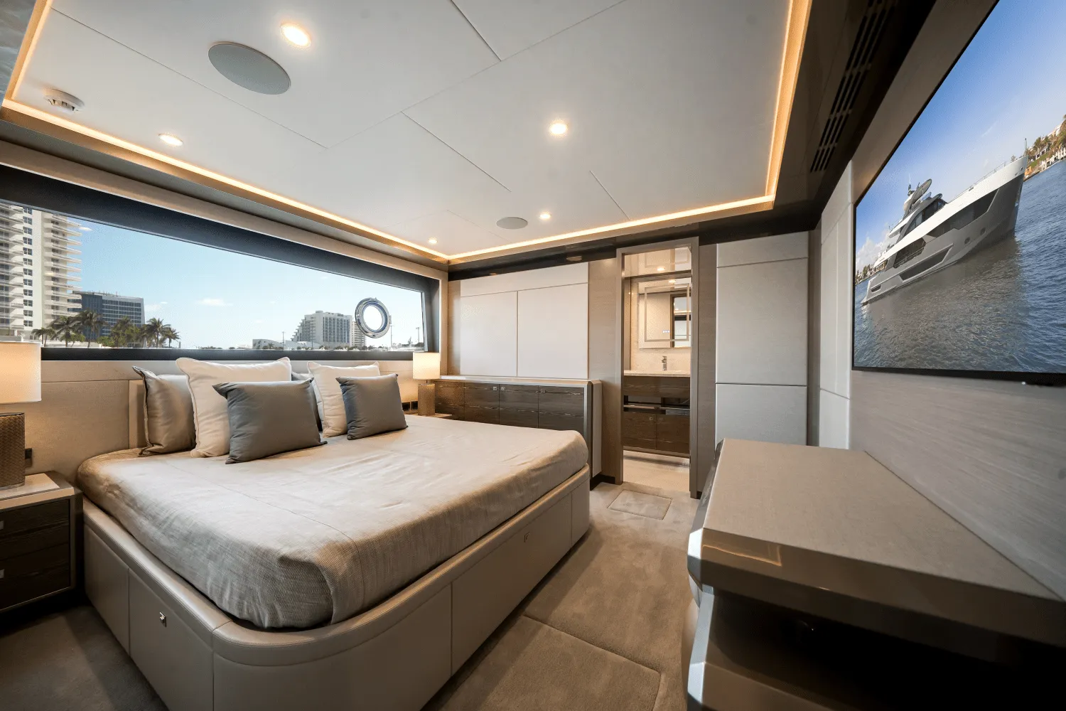 2025 Ocean Alexander 35R Image Thumbnail #64