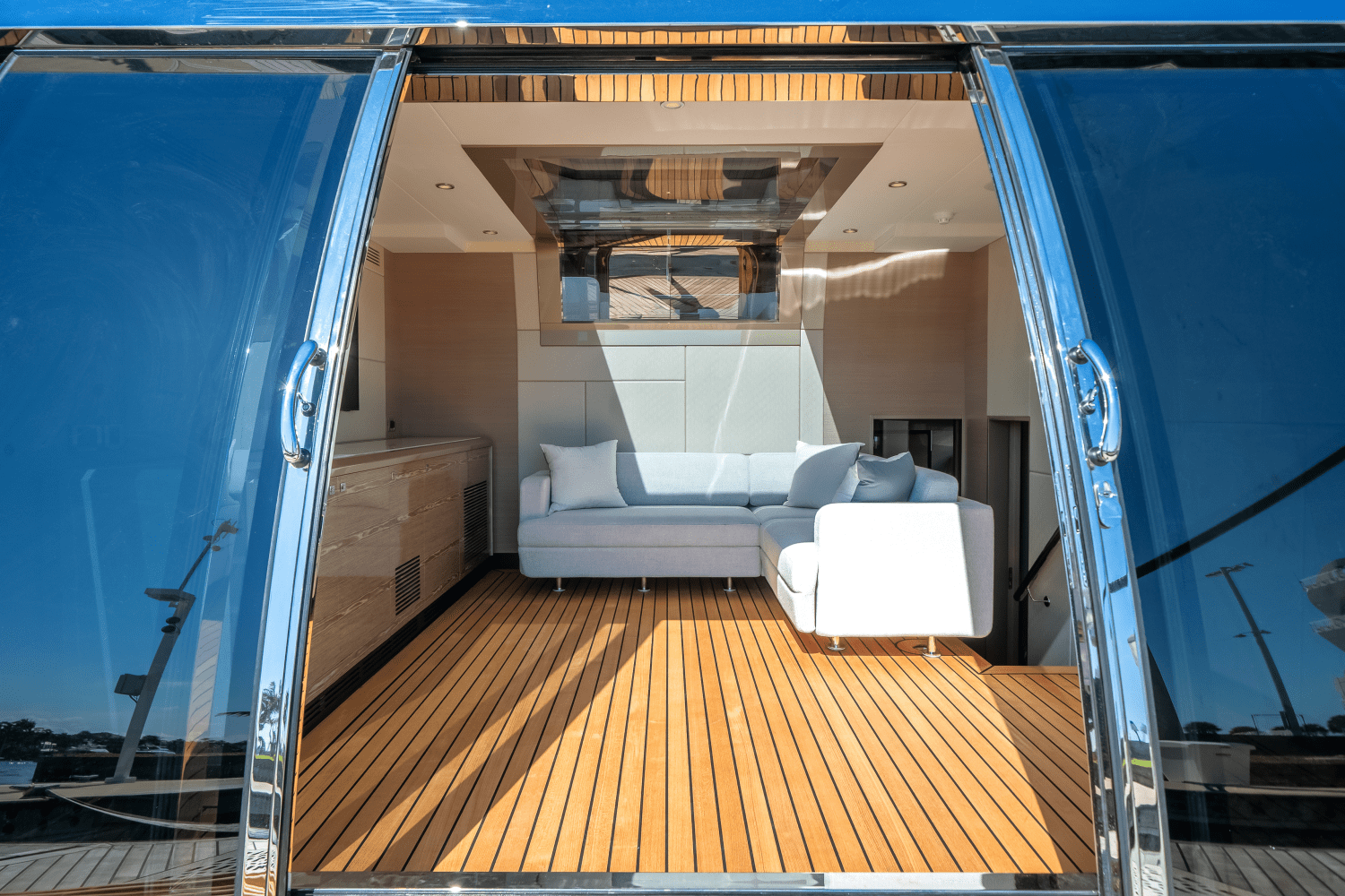 2025 Ocean Alexander 35R Image Thumbnail #5