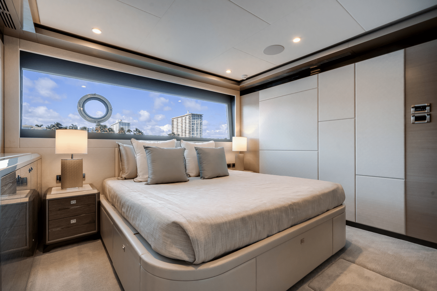 2025 Ocean Alexander 35R Image Thumbnail #62