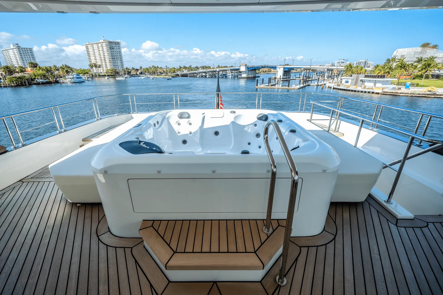 2025 Ocean Alexander 35R Image Thumbnail #50