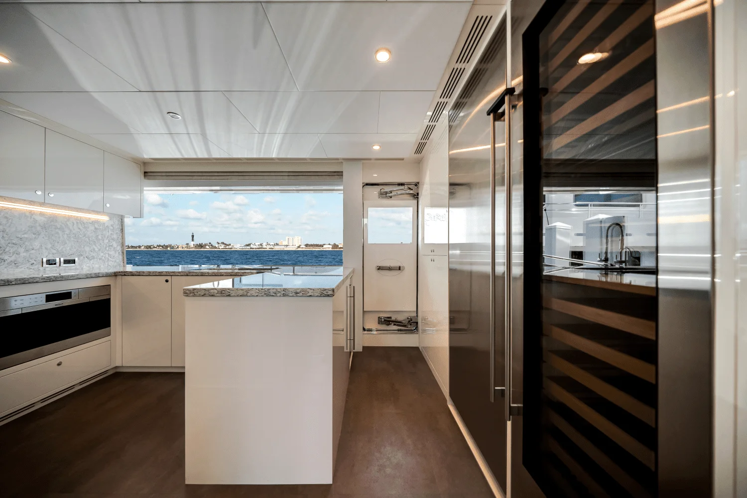 2025 Ocean Alexander 37L Image Thumbnail #18