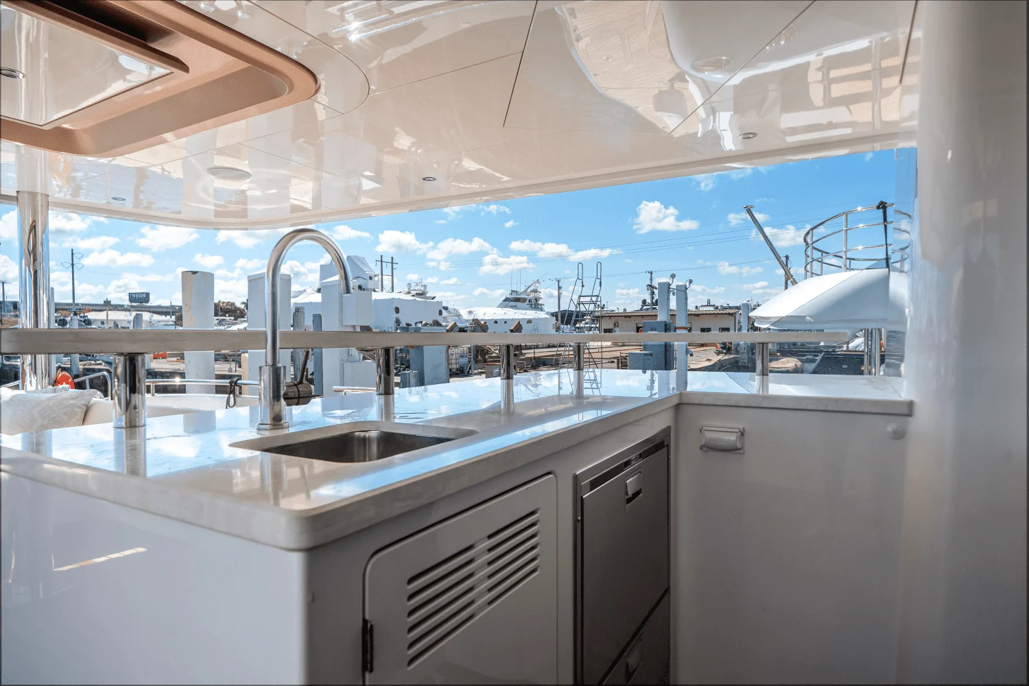 2025 Ocean Alexander 37L Image Thumbnail #10