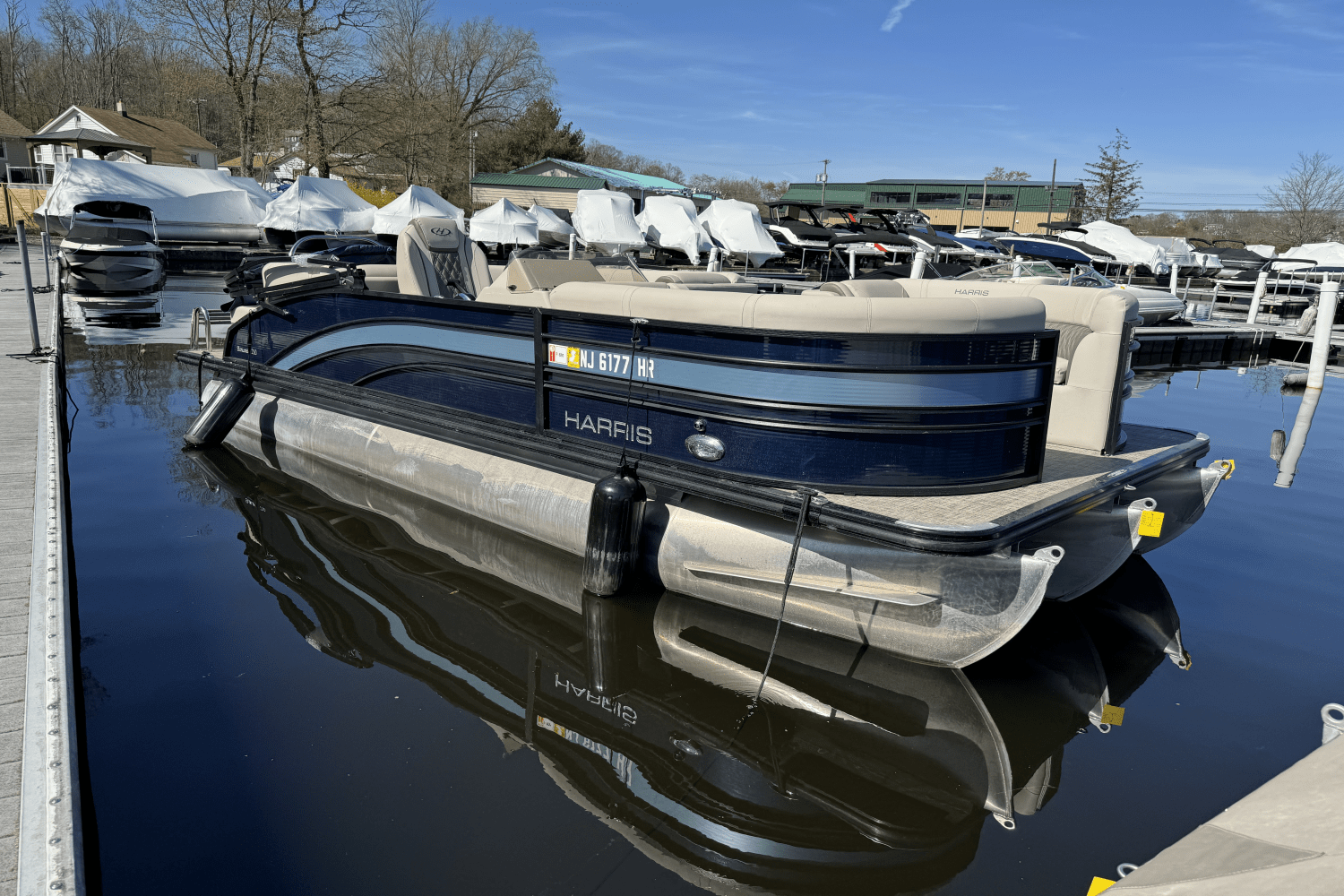 2022 Harris Sunliner 210 Image Thumbnail #1