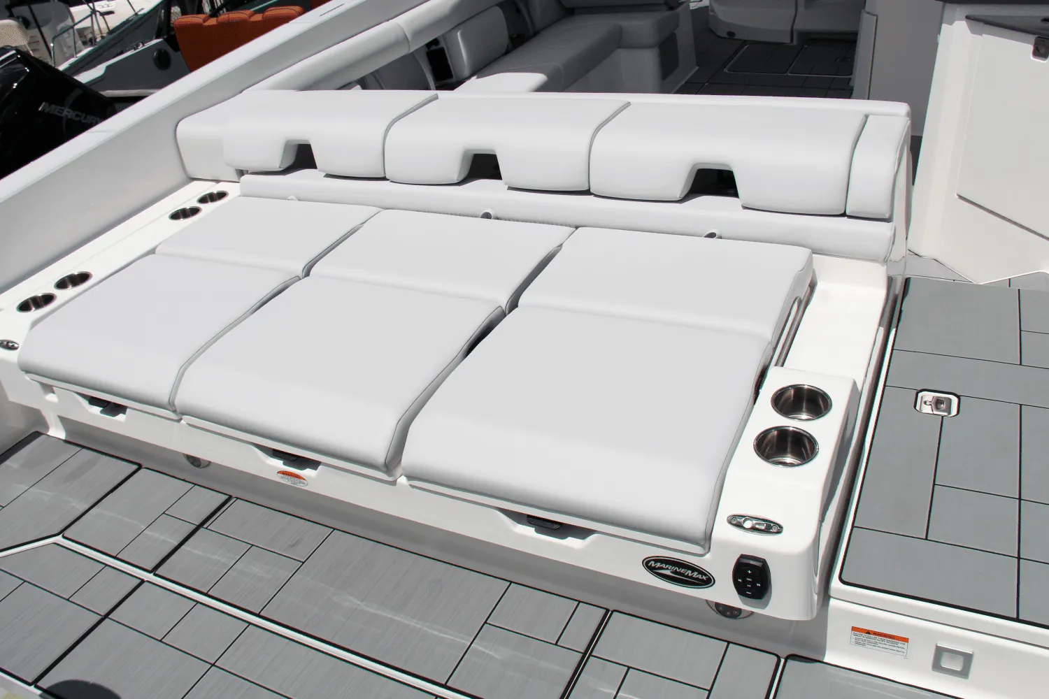 2024 Aviara AV36 Outboard Image Thumbnail #8