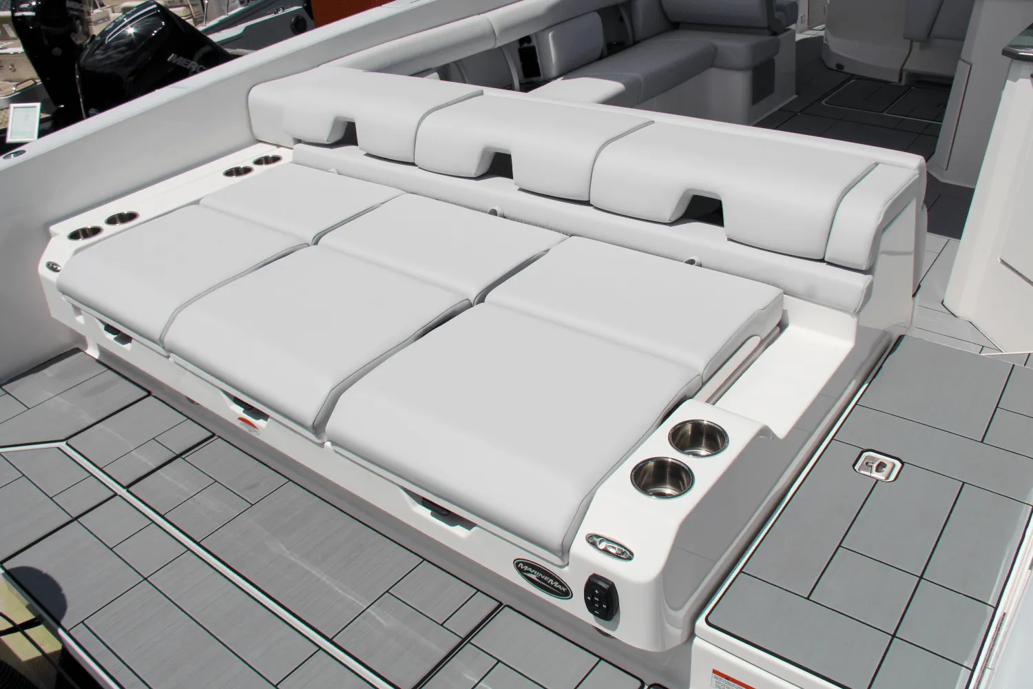 2024 Aviara AV36 Outboard Image Thumbnail #5