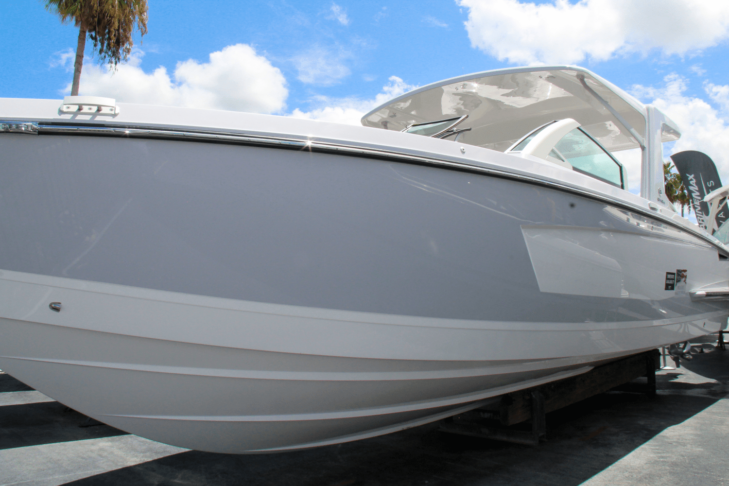 2024 Aviara AV36 Outboard