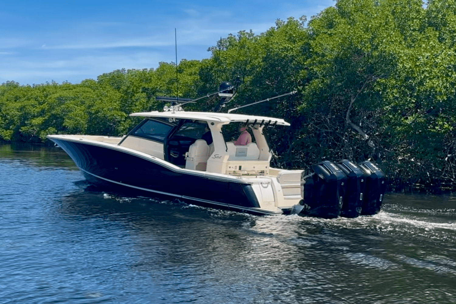 2025 Scout 425 LXF Image Thumbnail #2