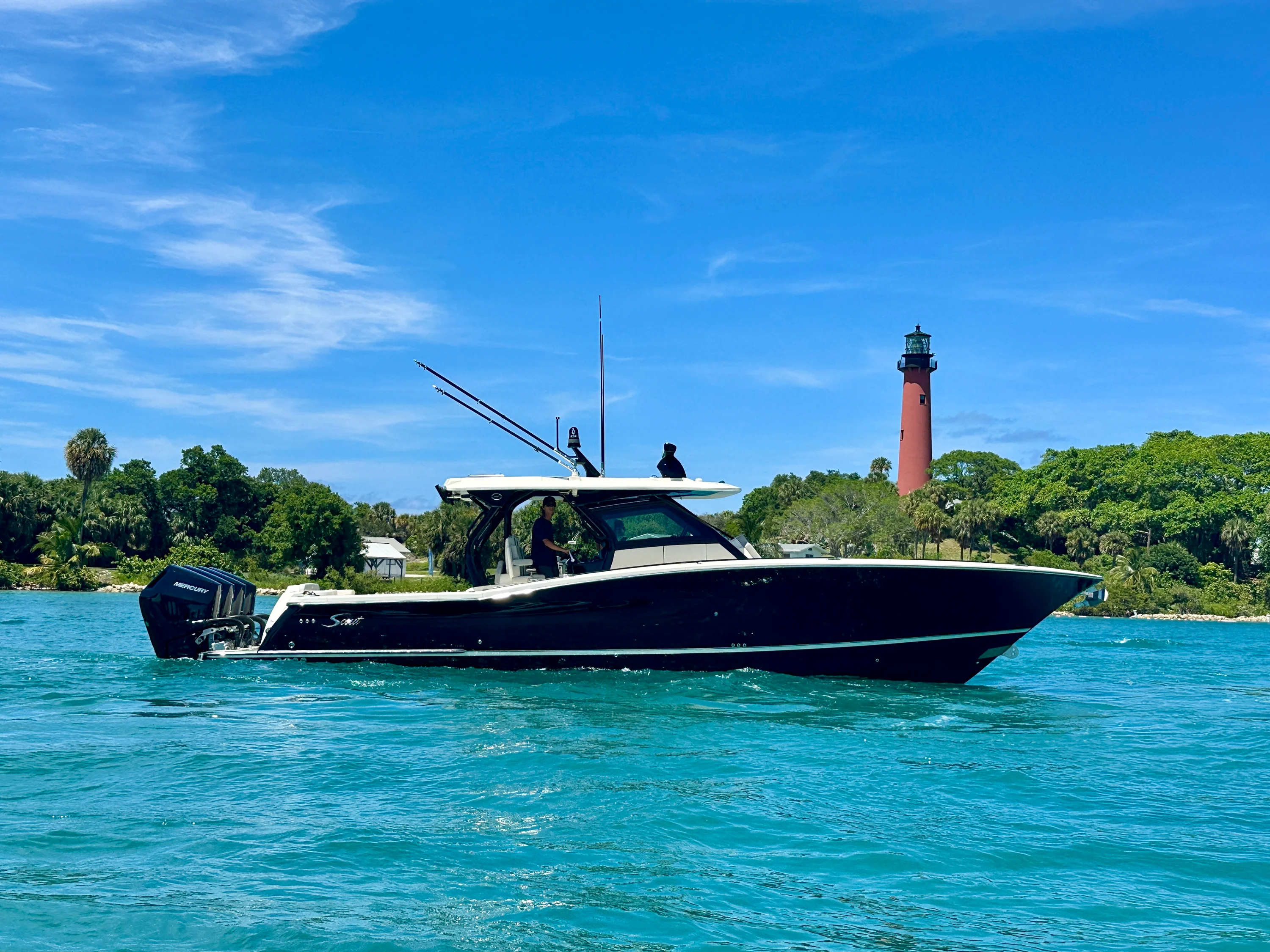 2025 Scout 400 LXF Image Thumbnail #2