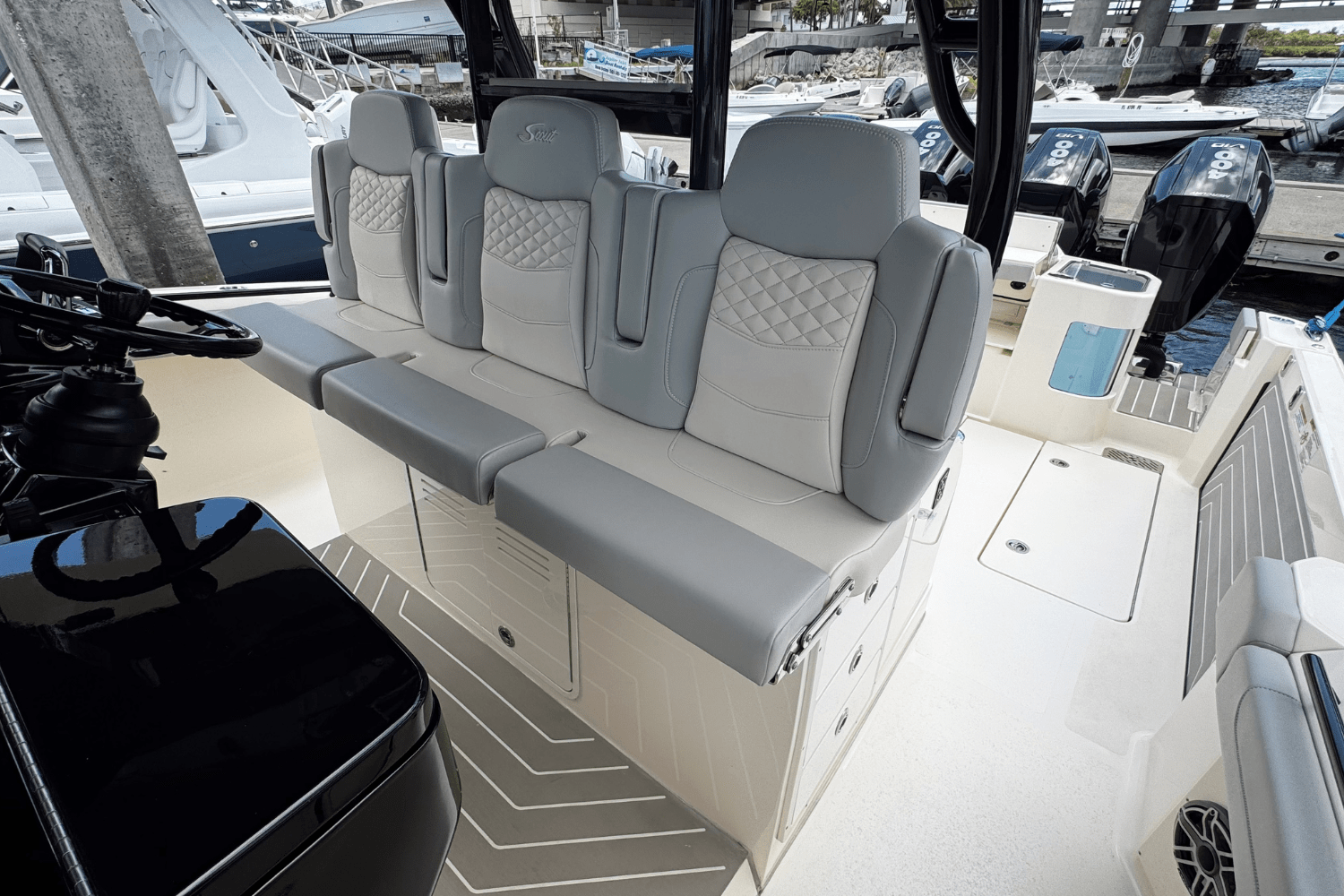 2025 Scout 400 LXF Image Thumbnail #11