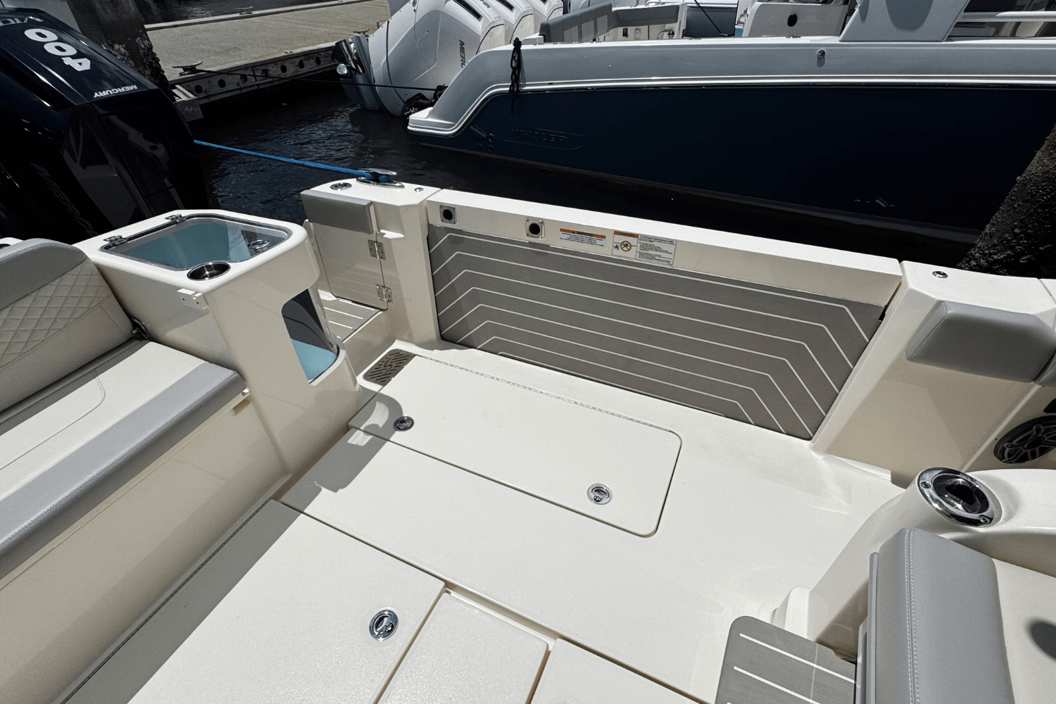 2025 Scout 400 LXF Image Thumbnail #8