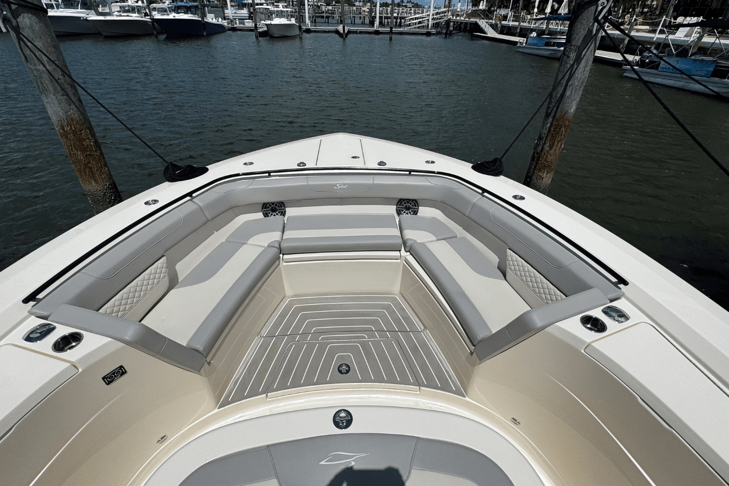 2025 Scout 400 LXF Image Thumbnail #26