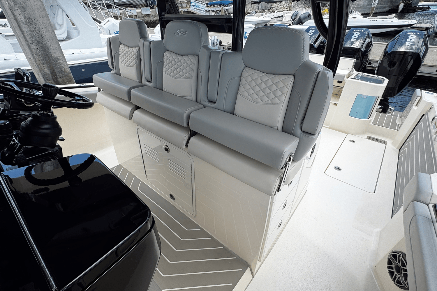 2025 Scout 400 LXF Image Thumbnail #10