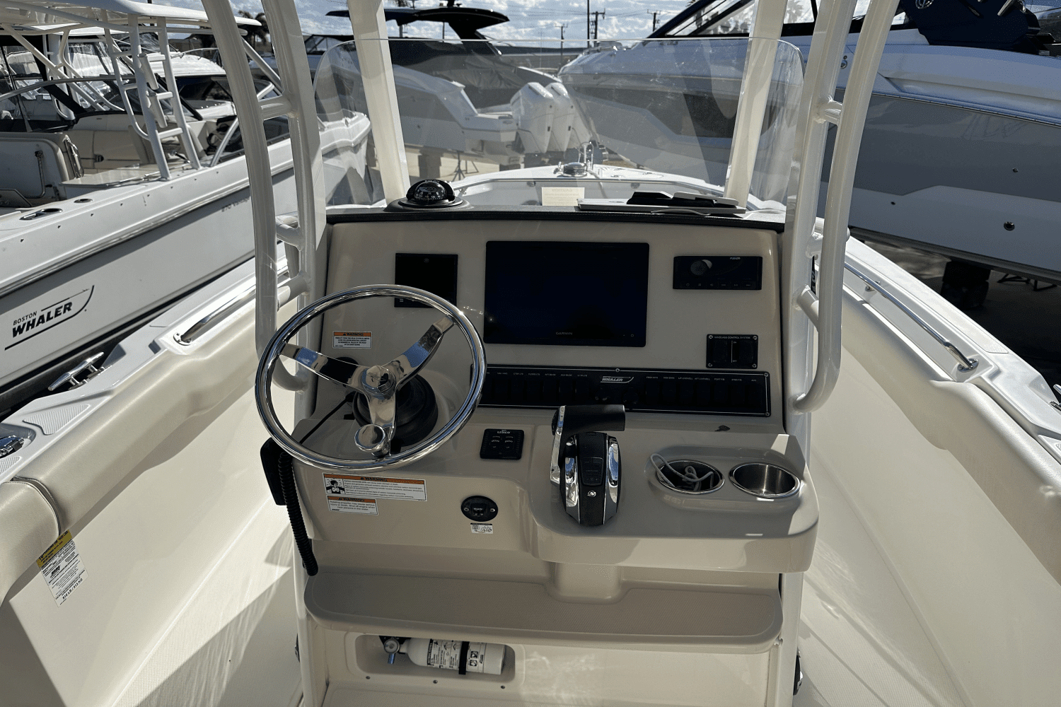 2020 Boston Whaler 230 OUTRAGE Image Thumbnail #26