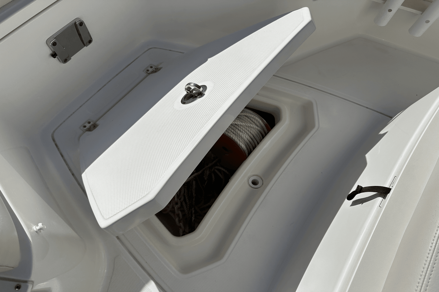 2020 Boston Whaler 230 OUTRAGE Image Thumbnail #9