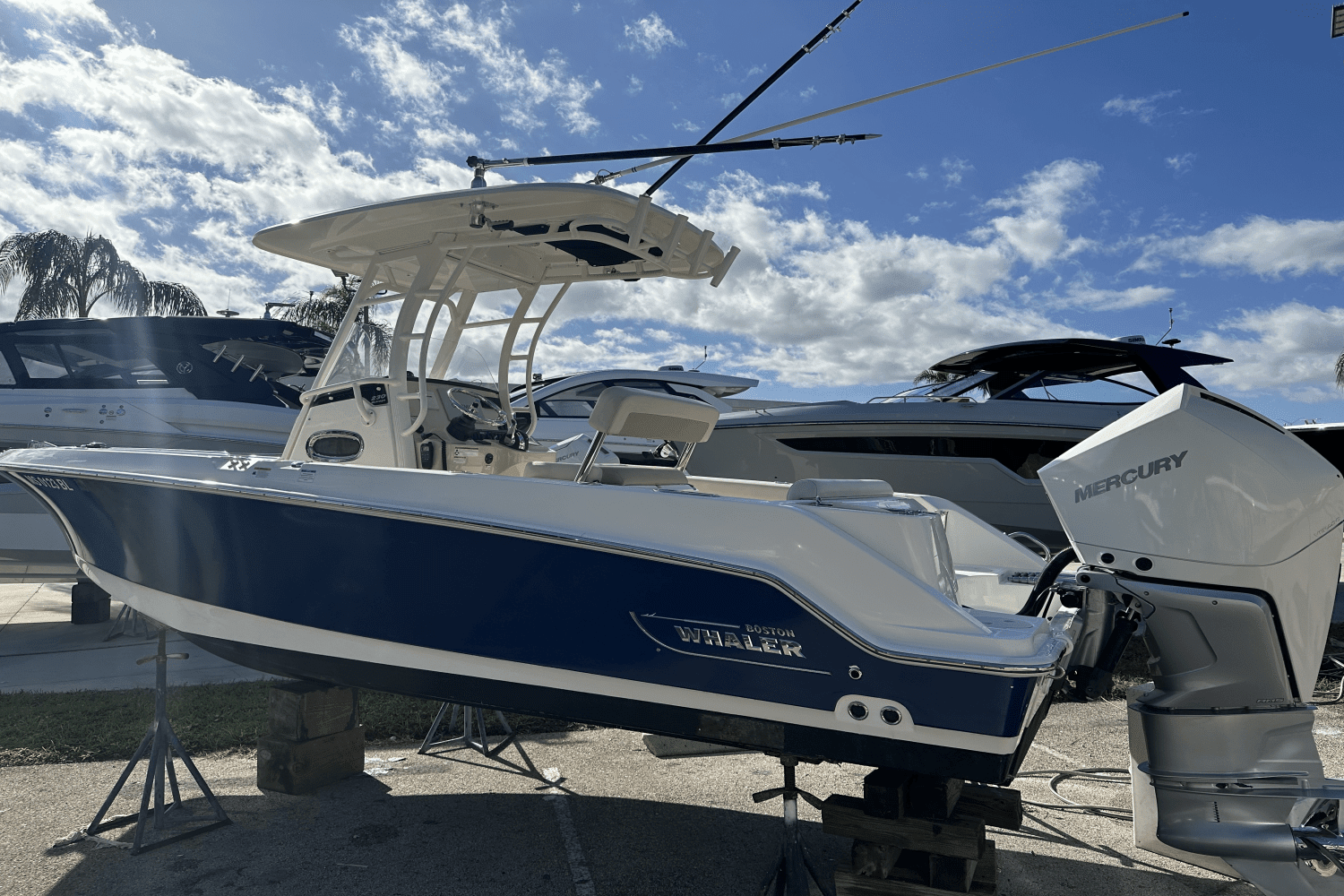 2020 Boston Whaler 230 OUTRAGE Image Thumbnail #3