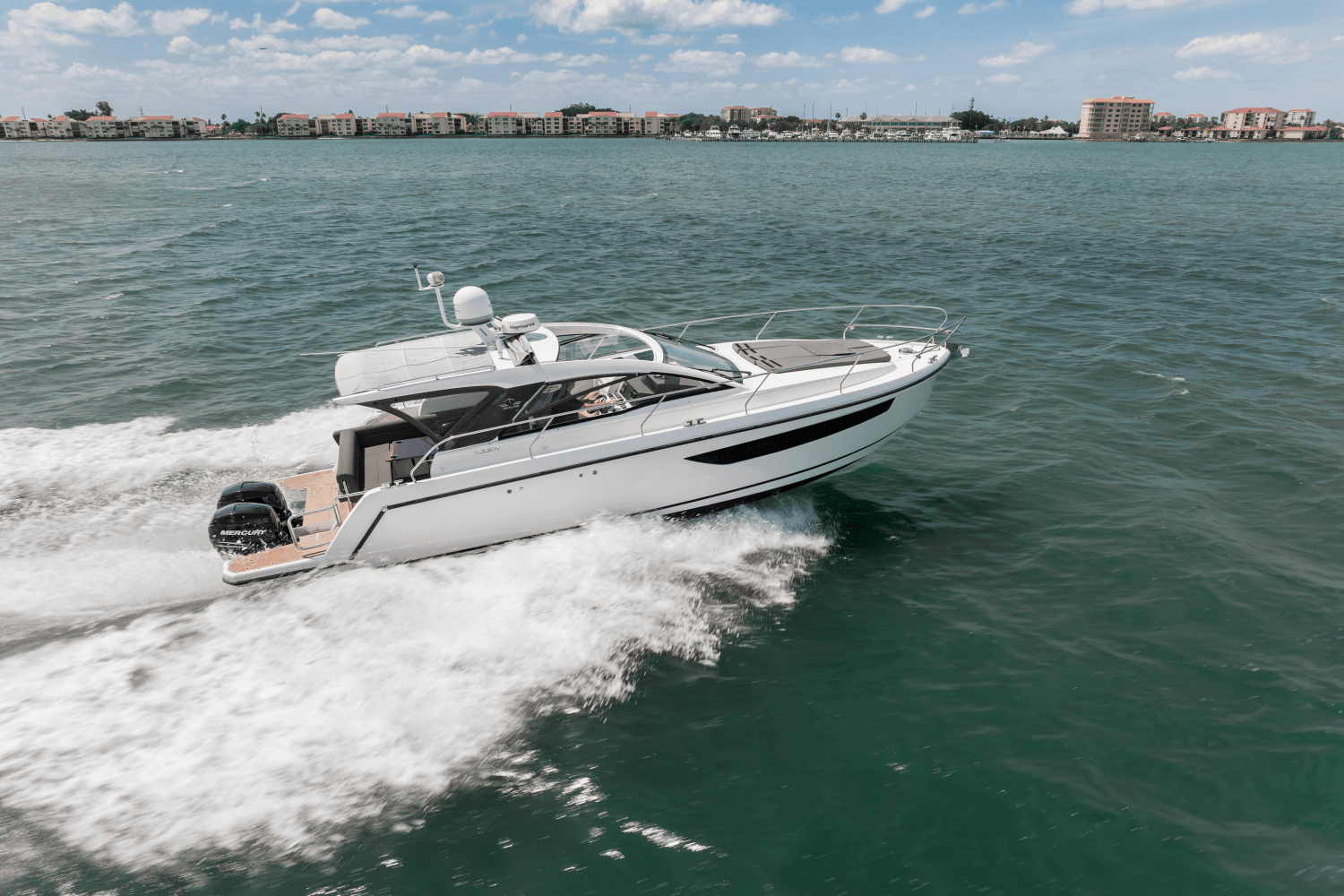 2019 Sealine S330V Image Thumbnail #10