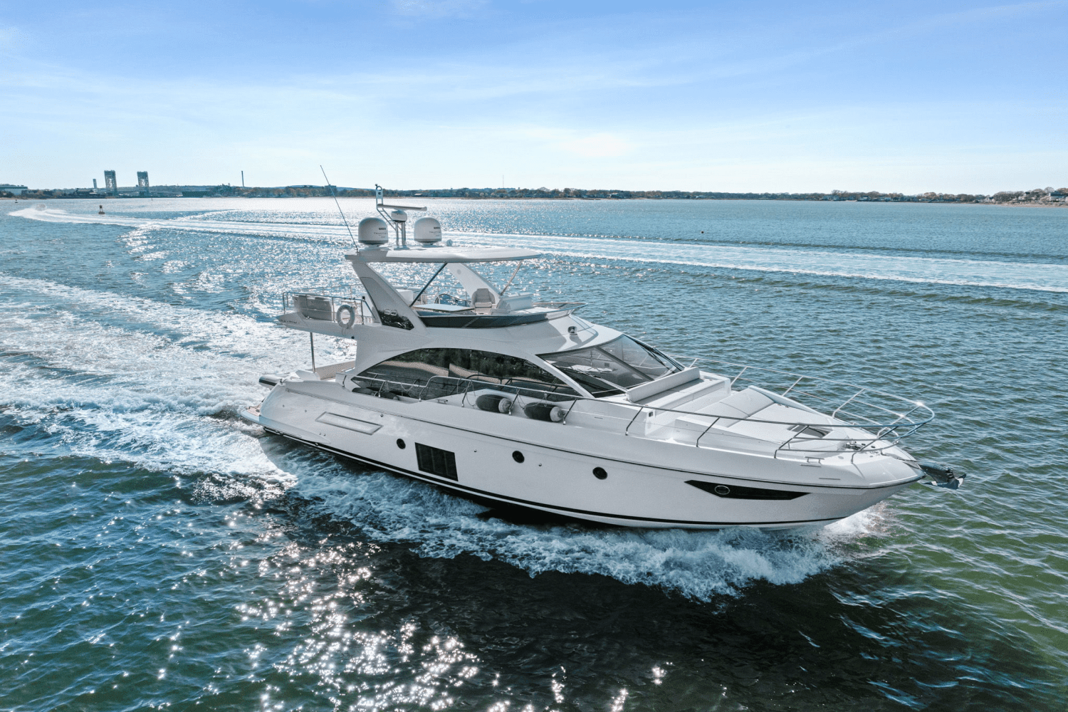 Thumbnail 3 for 2022 Azimut 50 FLY