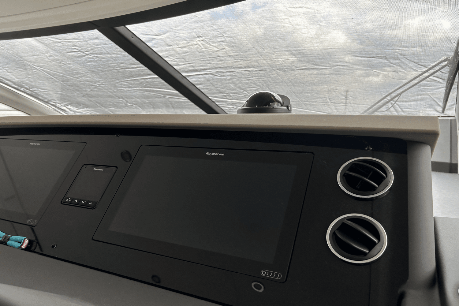 2022 Azimut 50 FLY Image Thumbnail #62