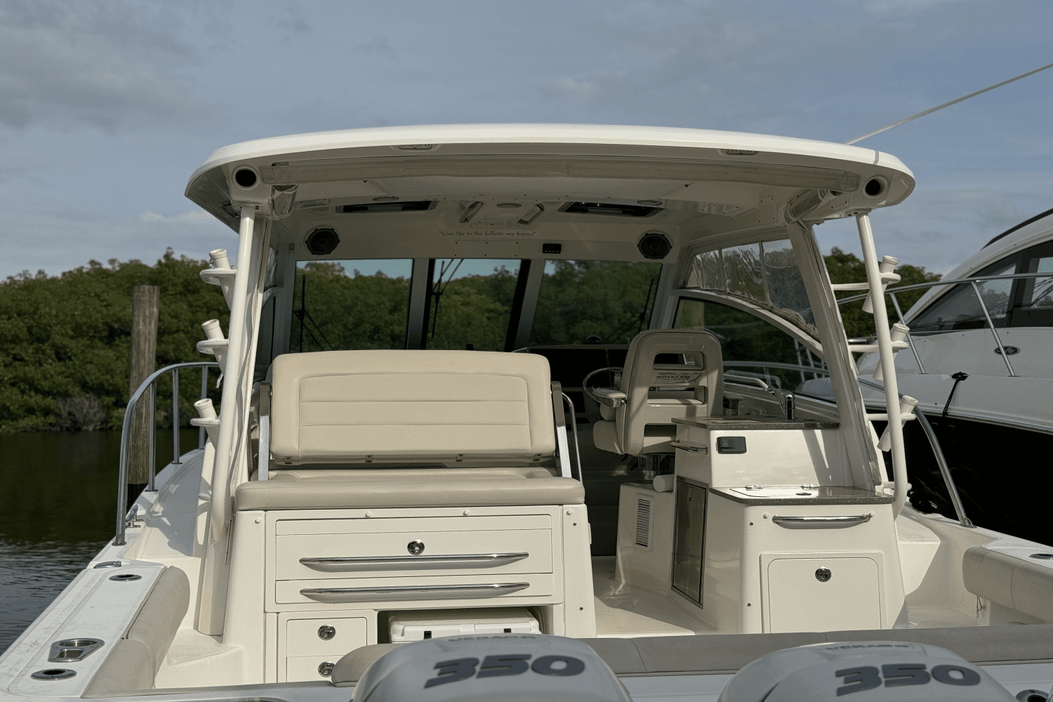 2017 Boston Whaler
                                                             345 CONQUEST Image Thumbnail #13