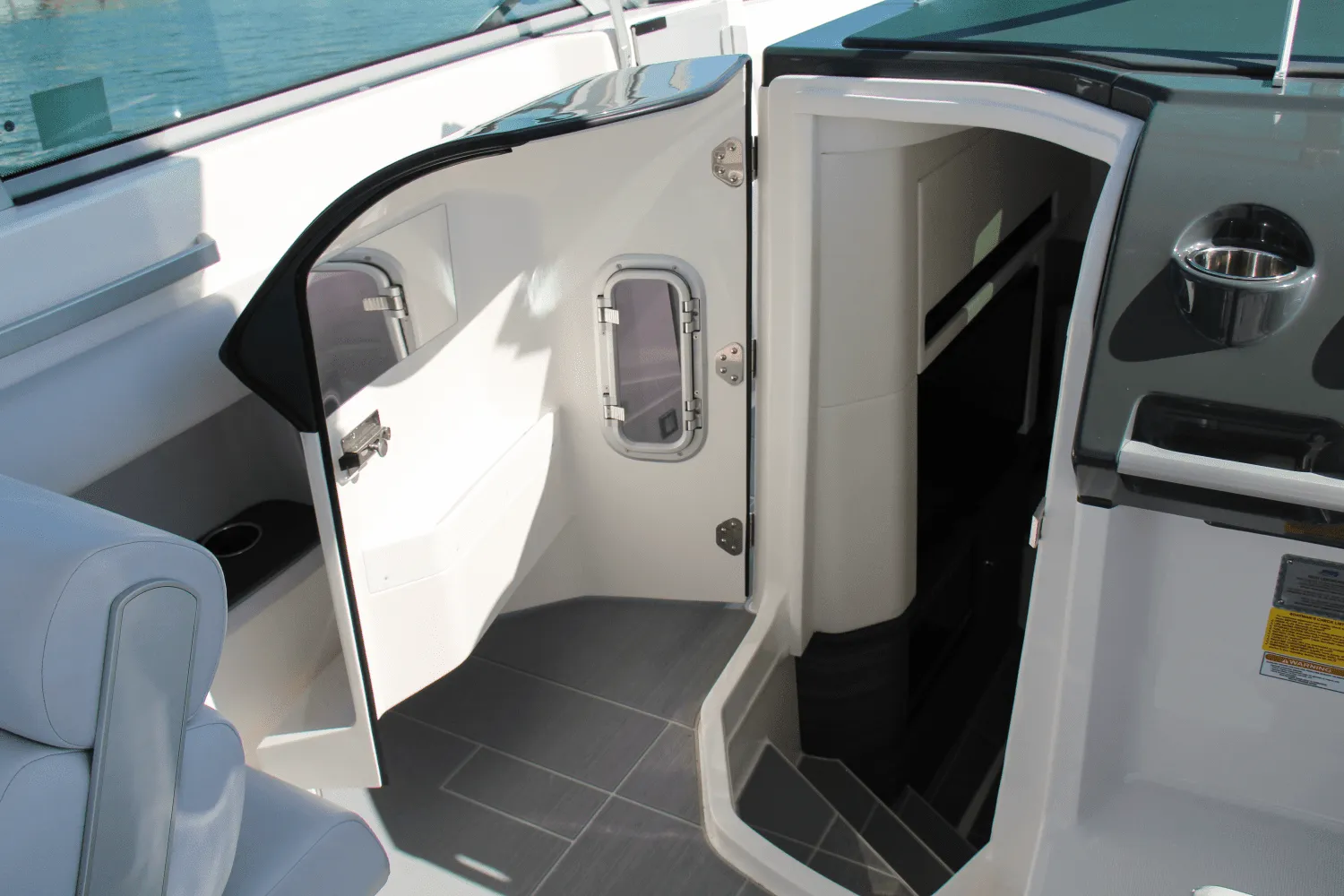 2023 Aviara AV36 Outboard Image Thumbnail #13