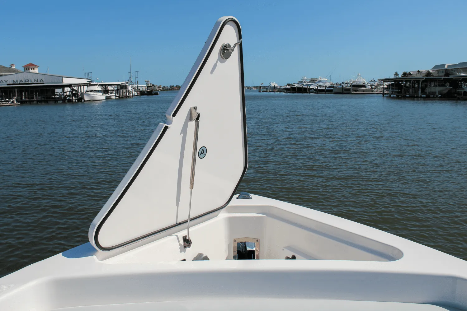 2023 Aviara AV36 Outboard Image Thumbnail #4
